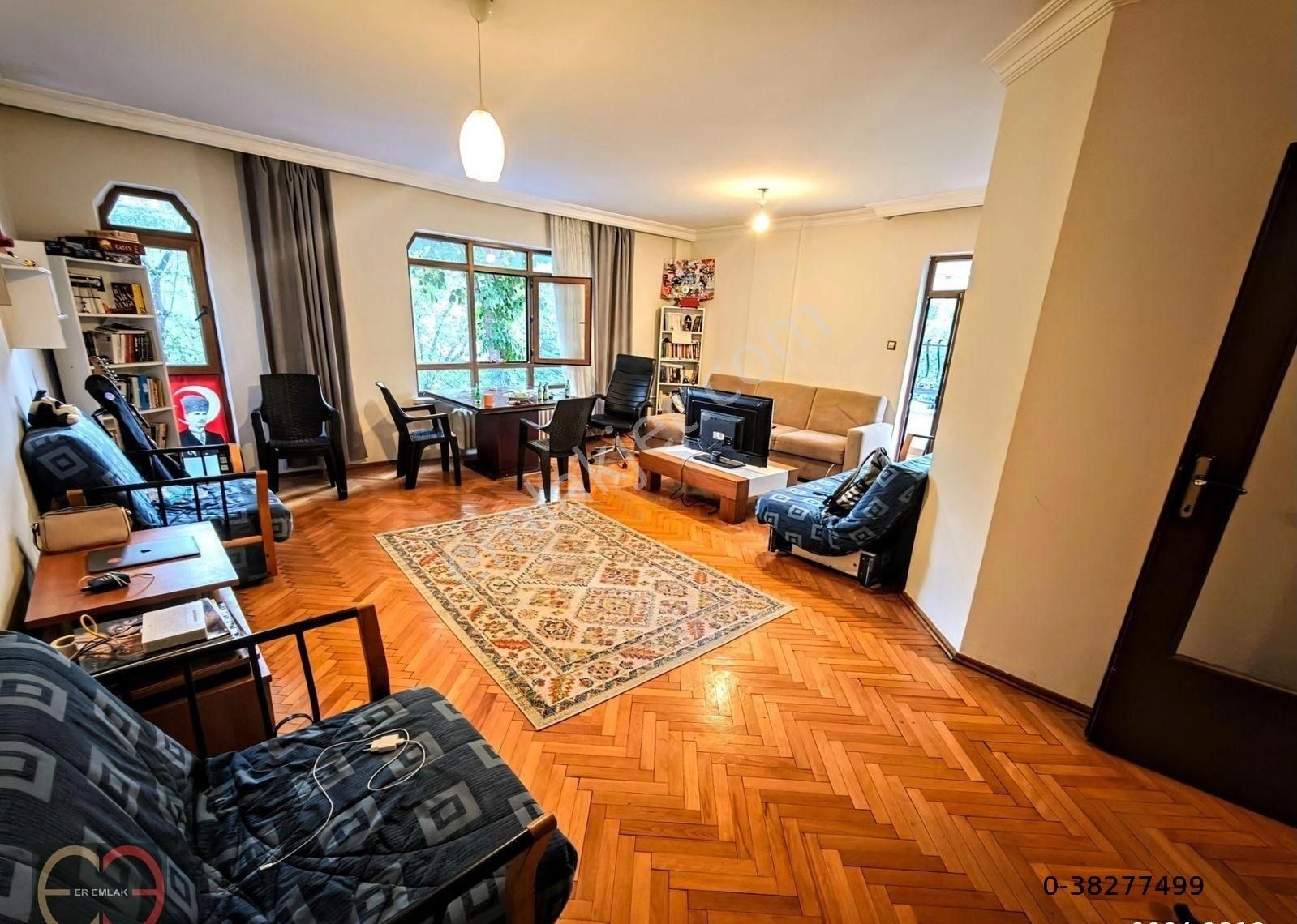 Bahçelievler Kiralık Arakat, Otoparklı, Ön Cephe 3+1 Daire
