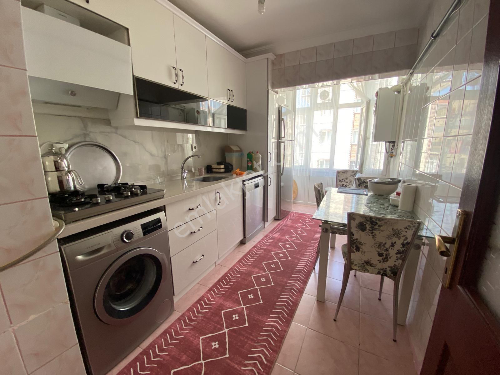 Plevne Mah De 3+1 Ulaşıma Yakın Masrafsız Katta Kiralık Daire