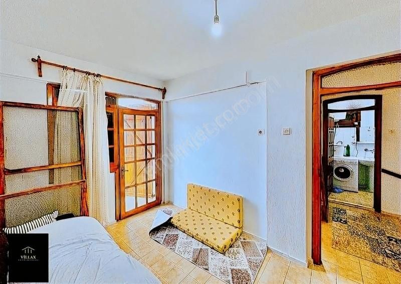 Villax'tan Yenifoça'da Deniz Kenarında Satılık Villa - Görsel 19