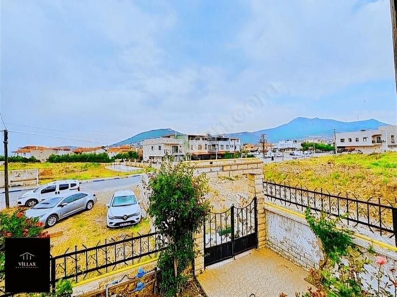 Villax'tan Yenifoça'da Deniz Kenarında Satılık Villa - Görsel 18