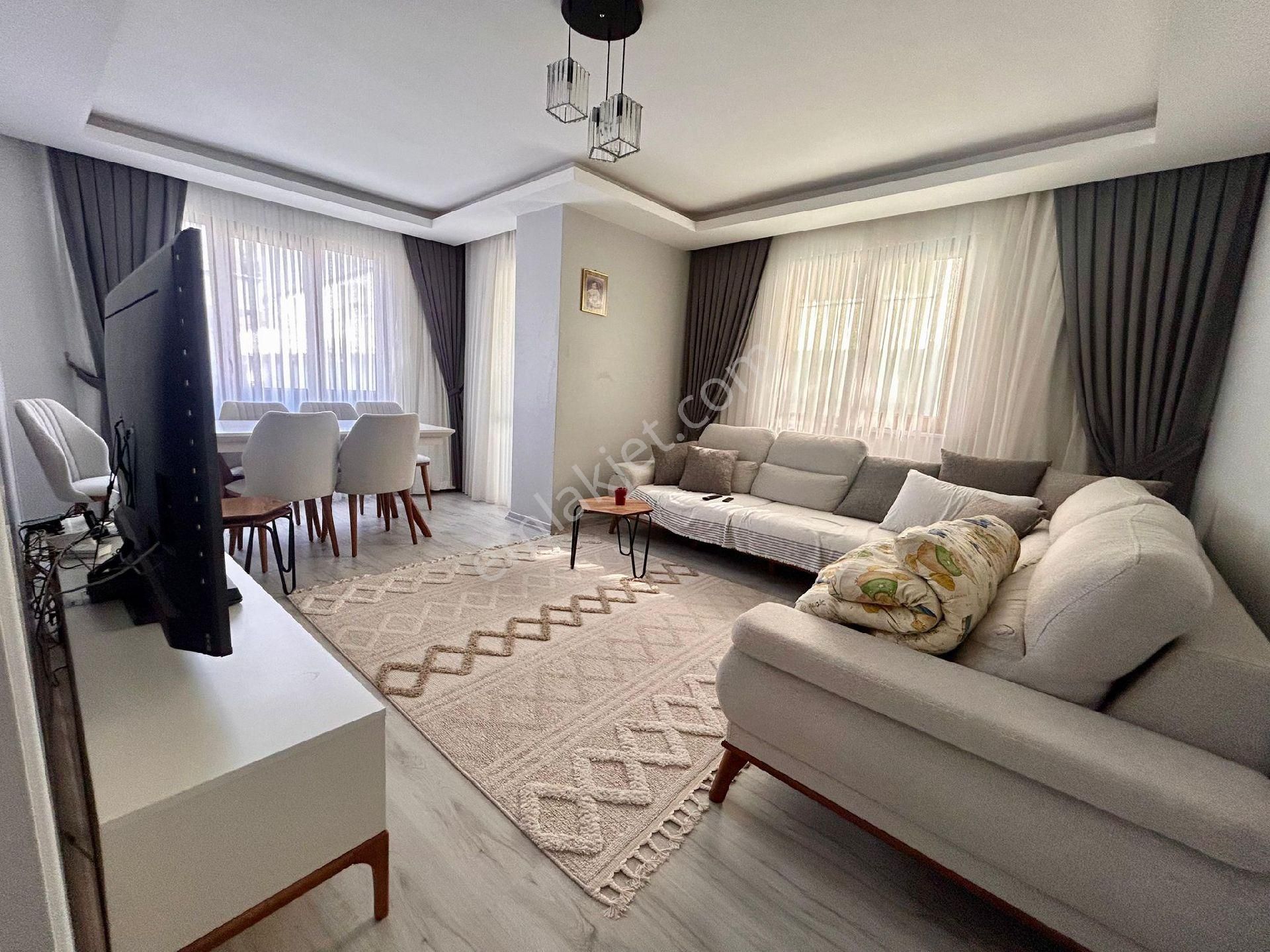 Sancaktepe İnönü Mah. "3+1 135m2" Asansörlü Kusursuz Üst Dubleks