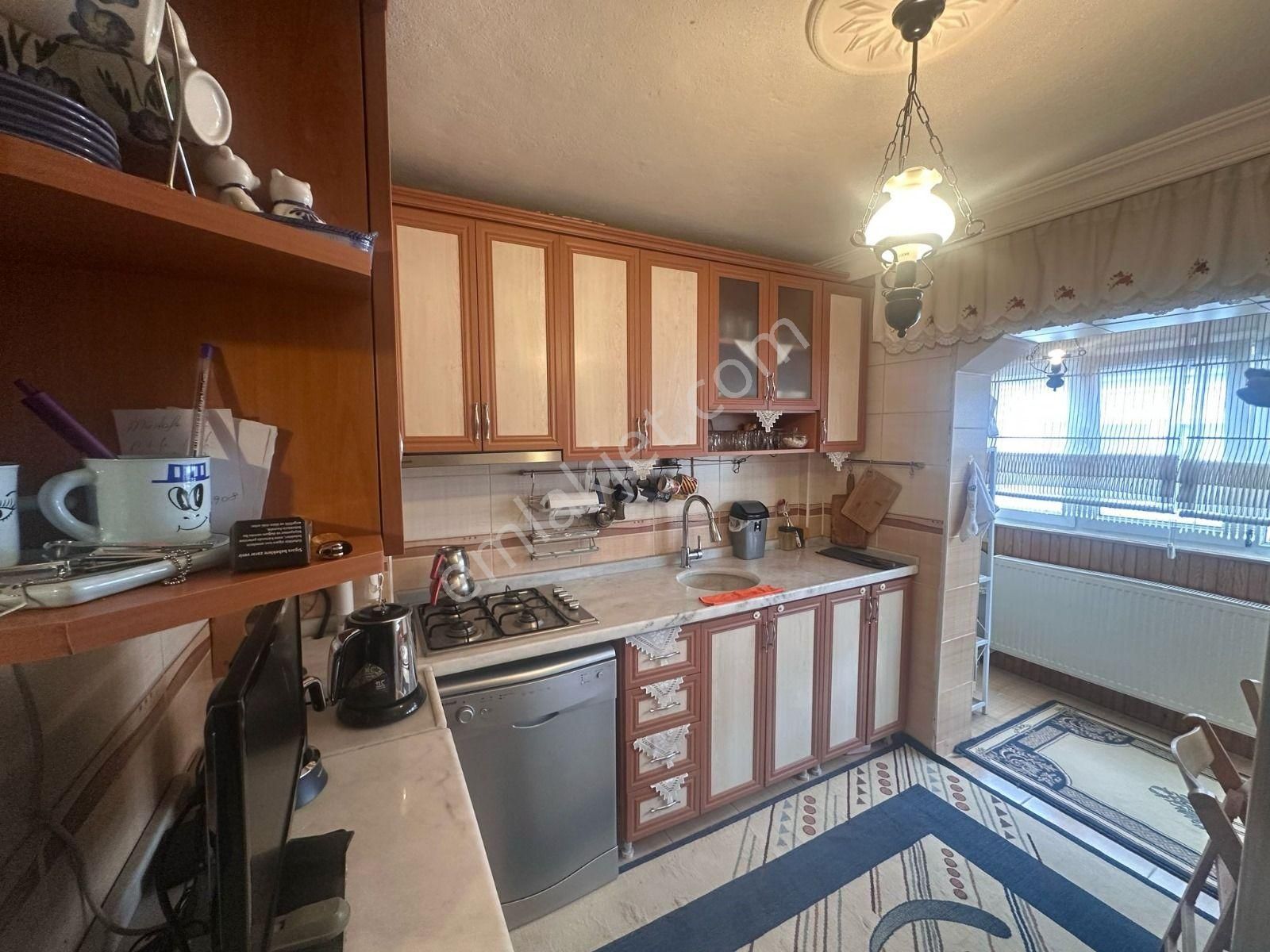 Tandoğan Mah'de 3+1 110m² Asansörlü Full Yapılı Bağımsız K. Otoparklı Daire