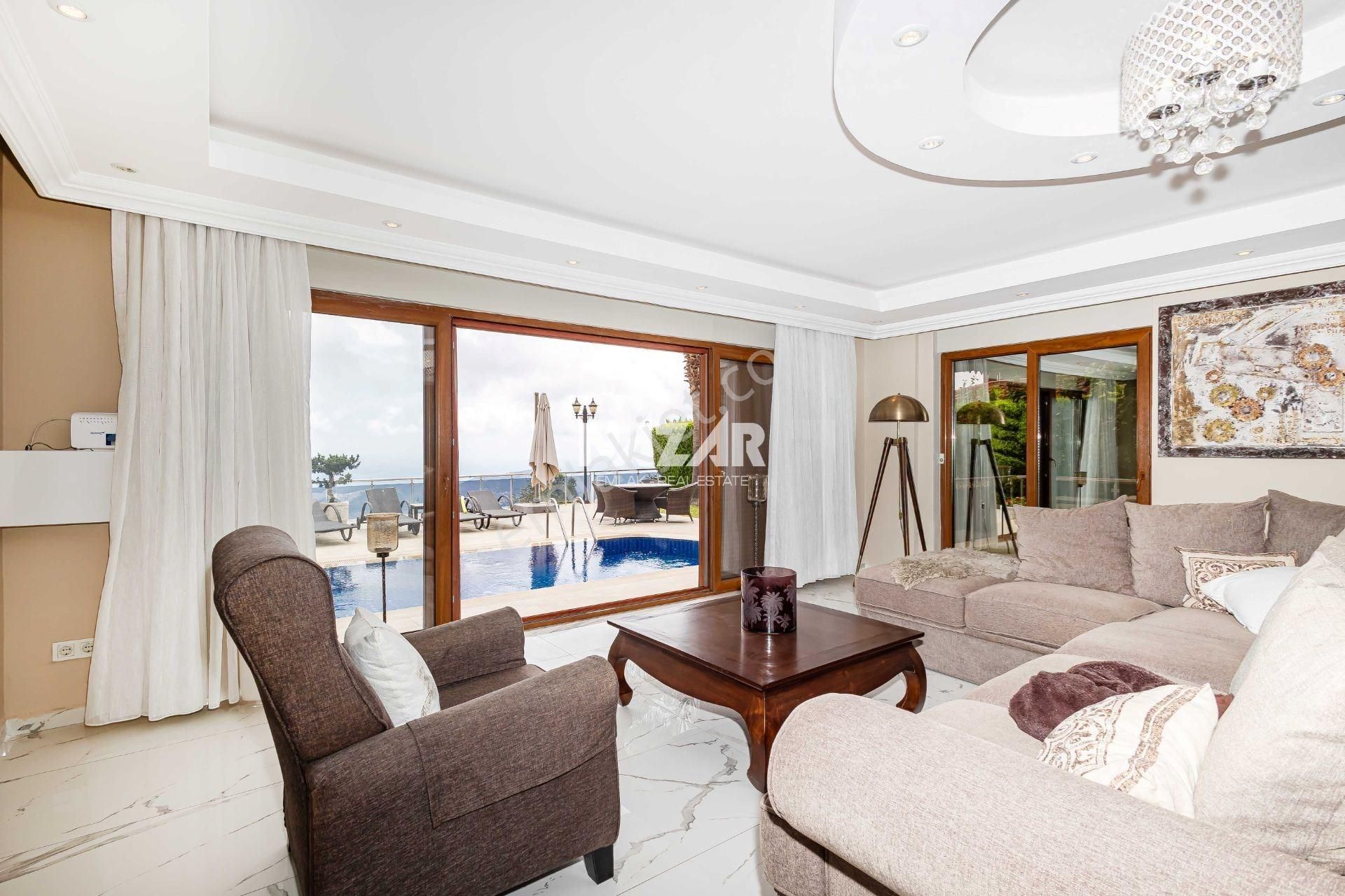 Alanya Tepe'de Satılık 3+1 Deniz Manzaralı Eşyalı Villa - Görsel 13