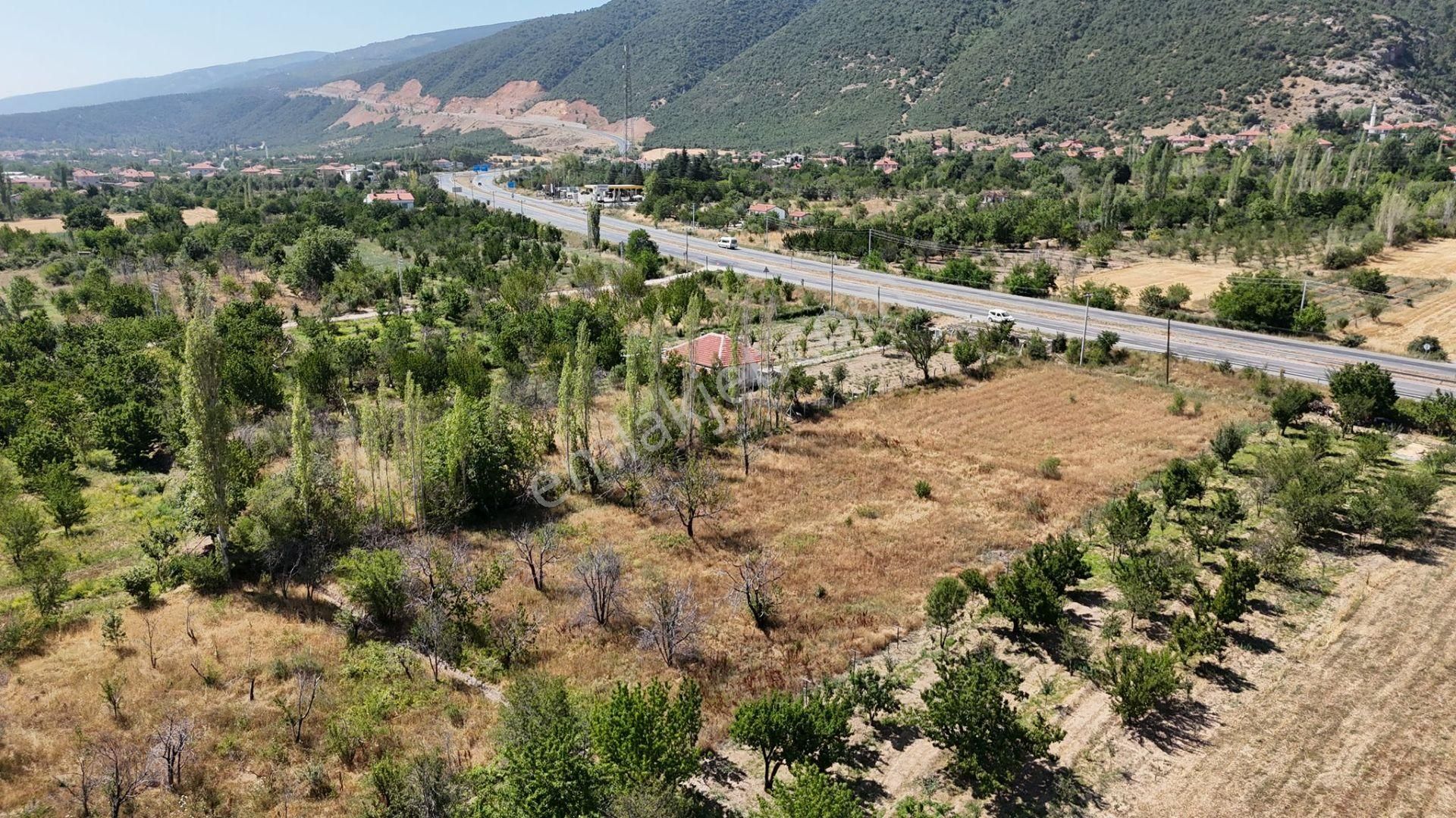 Maya Emlaktan Yeni Antalya Yolu Yola Sıfır Satılık 1400m2 Arazi - Görsel 4