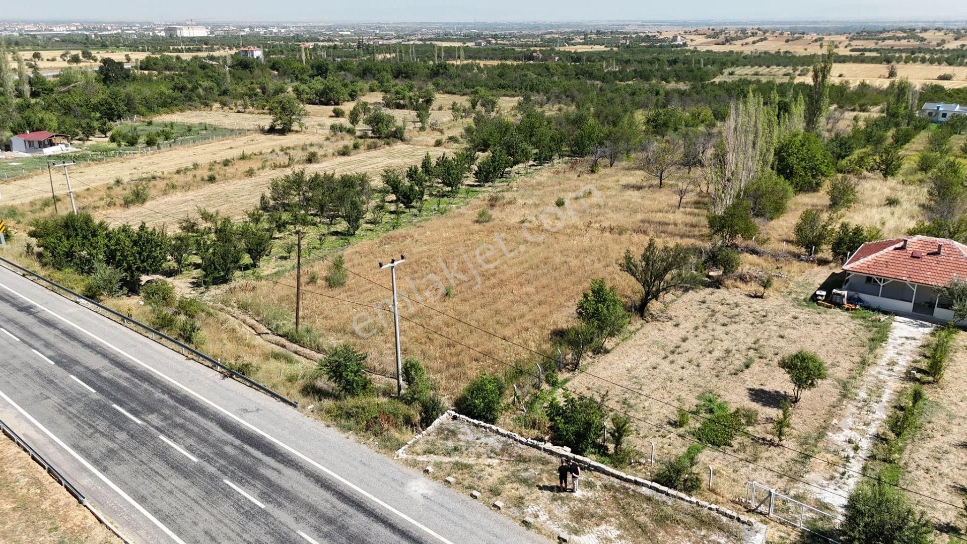 Maya Emlaktan Yeni Antalya Yolu Yola Sıfır Satılık 1400m2 Arazi - Görsel 3