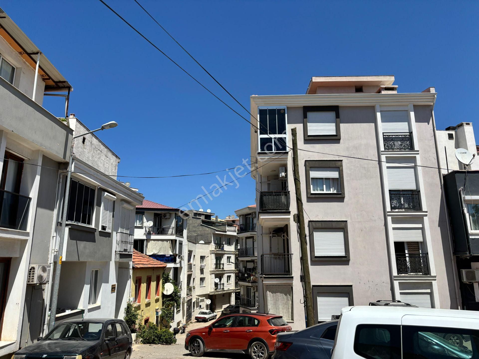 Seferihisar Hıdırlık Mahallesi’nde Köşe Parsel, 2 Kat İmarlı Satılık Arsa - Görsel 7