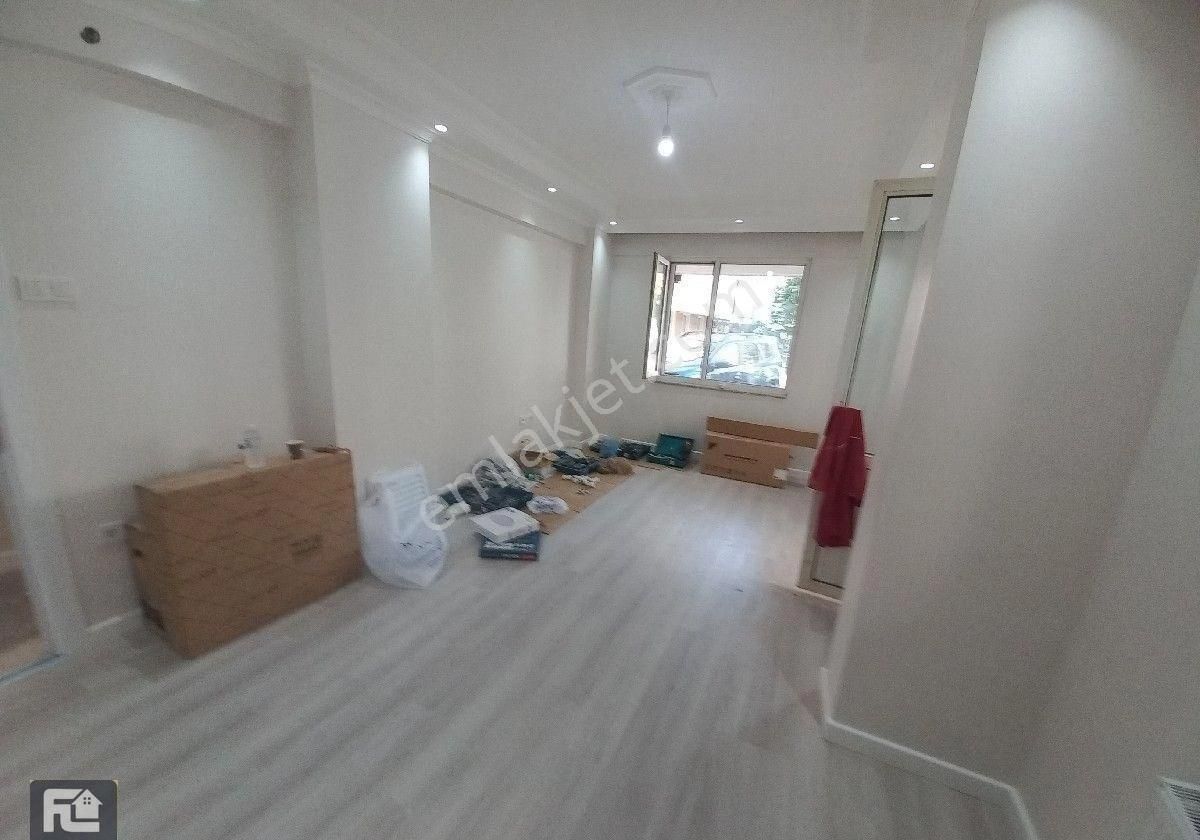 F-l Emlaktan Bulgurlu Da Site İçerisinde Otoparklı 2+1