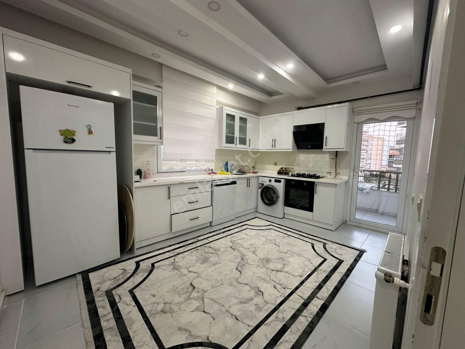 Akev Gayrimenkul'den Doğukent'de Ara Kat 2+1 Geniş Daire