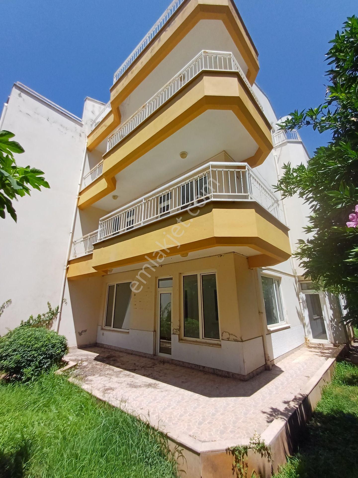 Lara Güzeloba Turizm Yolu Üzerinde Komple Kiralık İki Bina