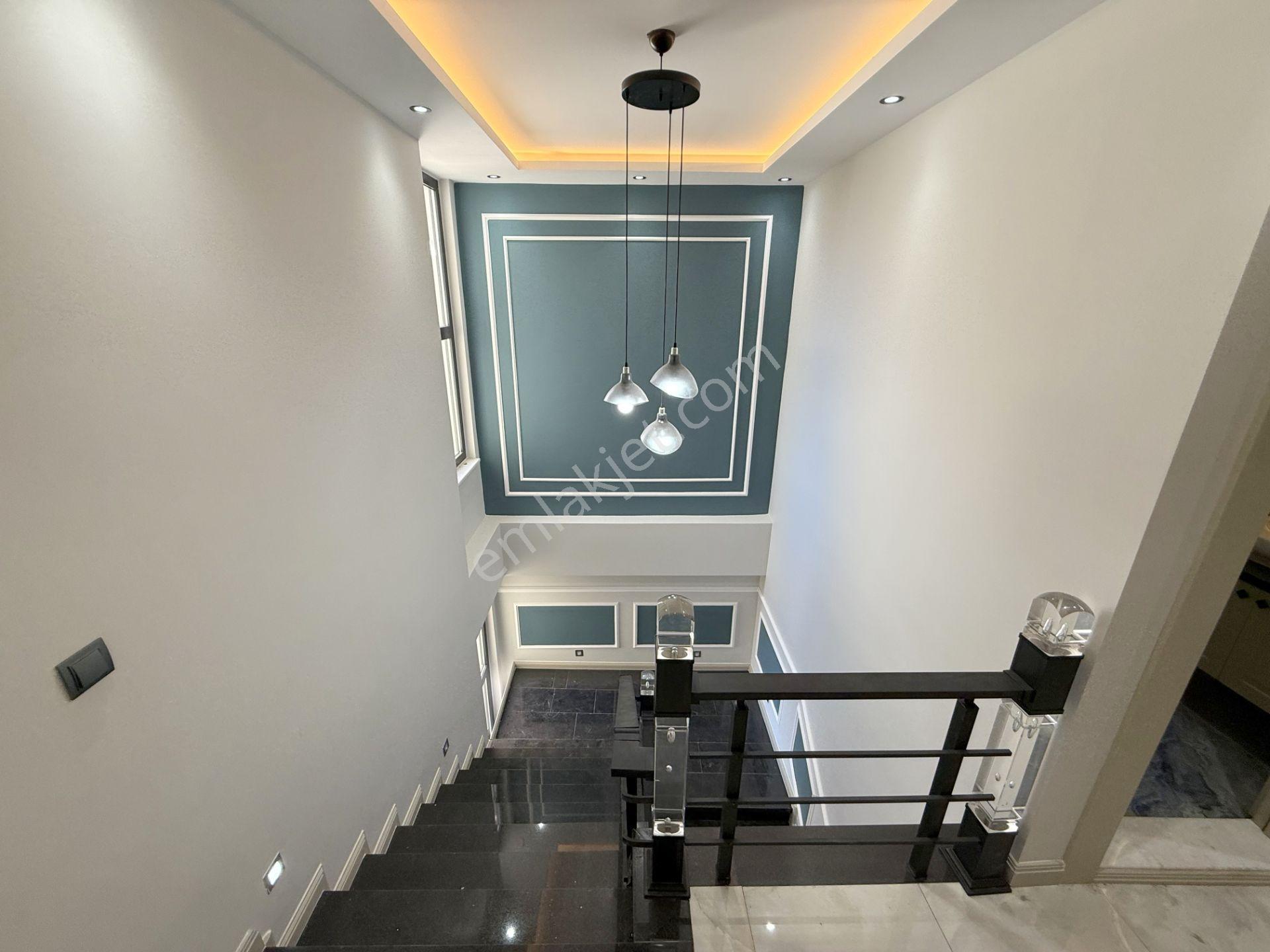 💥💥 Güç Gayrimenkul'den Zeytinli'de Doğa Manzaralı Ultra Lüx Tasarımlı Satılık 4+1 Villa - Görsel 10