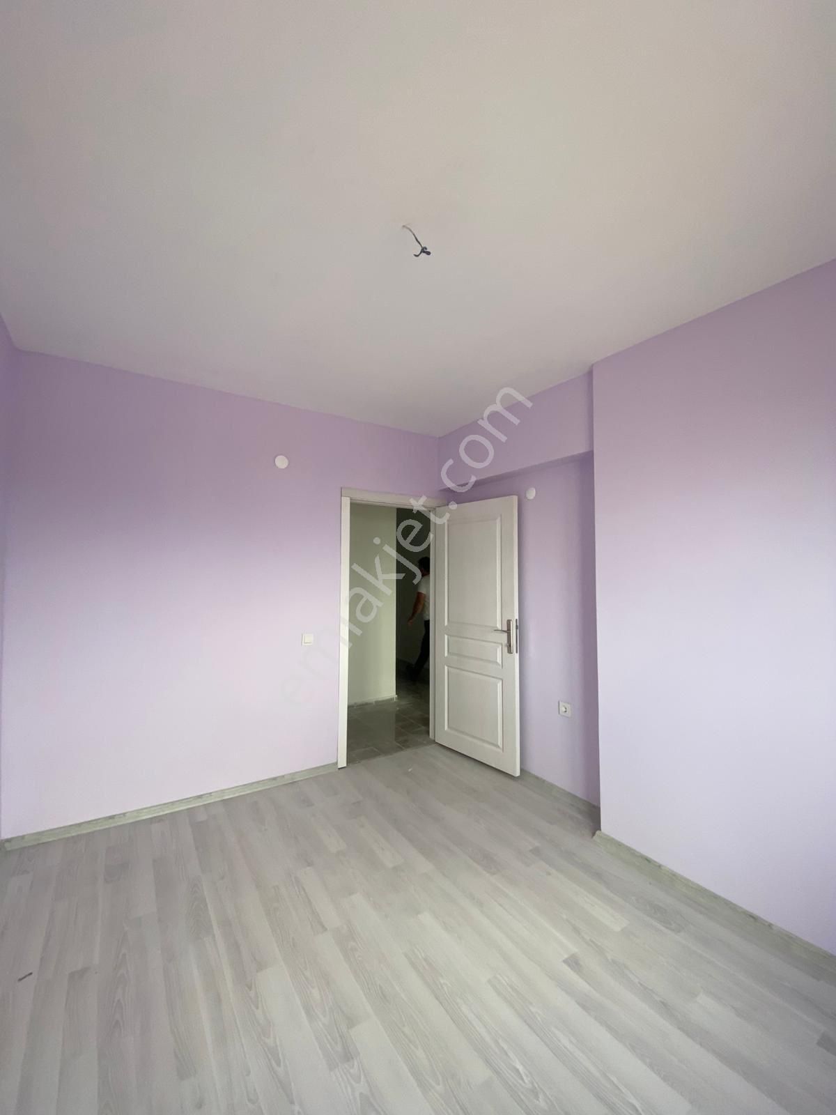 Sandı Emlak Muzaffer Sandı’dan Mavi Yeşil Kent Sitesin’de Satılık Daire - Görsel 11