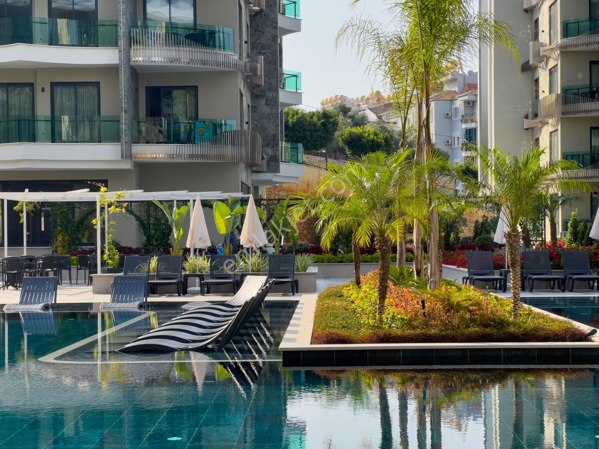 Alanya'nın En Yeni Komplexinde Denize 100m Özel Dizayn Lüx Daire - Görsel 27