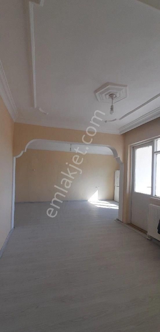 Manisa Akhisar Reşat Bey Mah ‼️ Devlet Hast. Diş Hast. Komşu Giriş Kat Kiralık 3+1 Daire 12.000tl