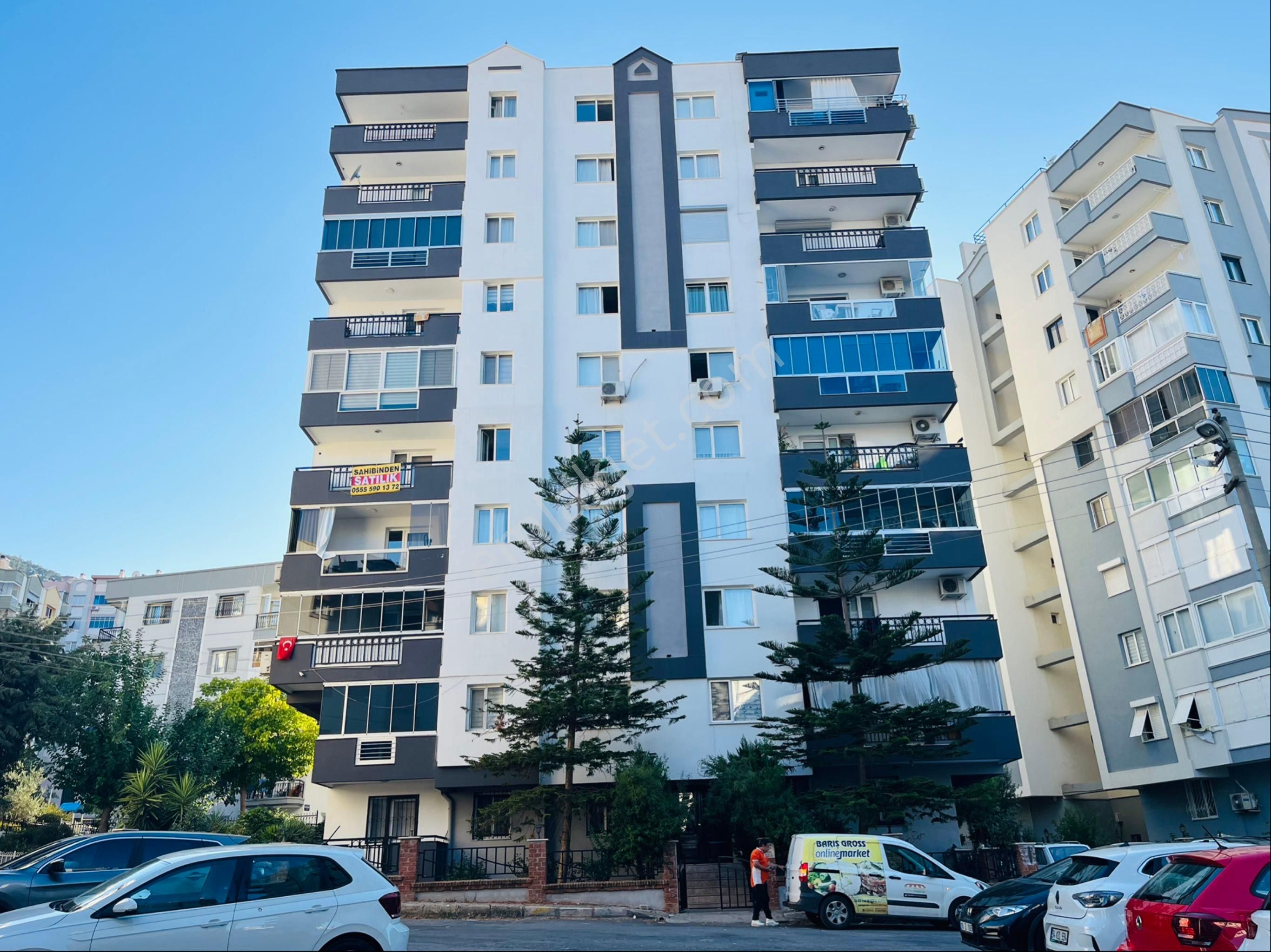 İzmir Balçova Çetin Emeç Mh. Ata Cd. Yakını Bakımlı, 3+1 Satılık Daire
