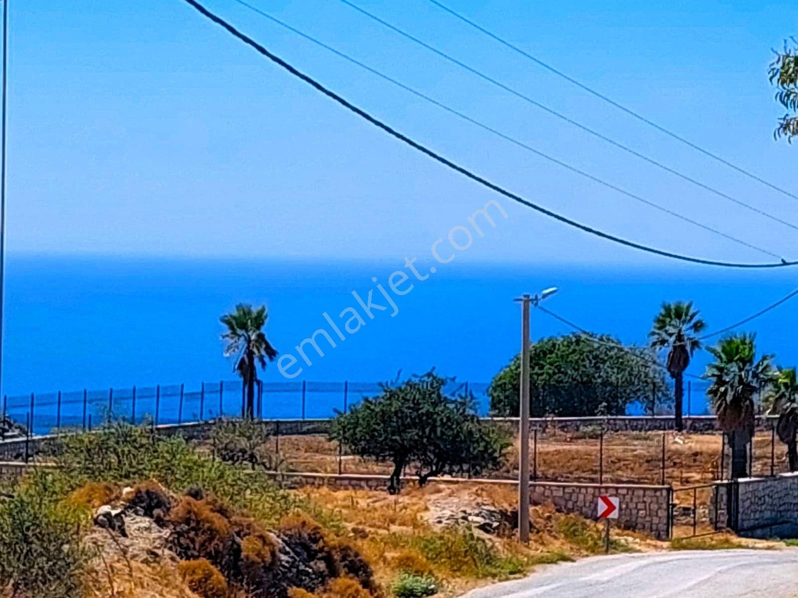 İzmir Seferihisar Doğanbey De Satılık 1220 M2 İmarlı Arsa