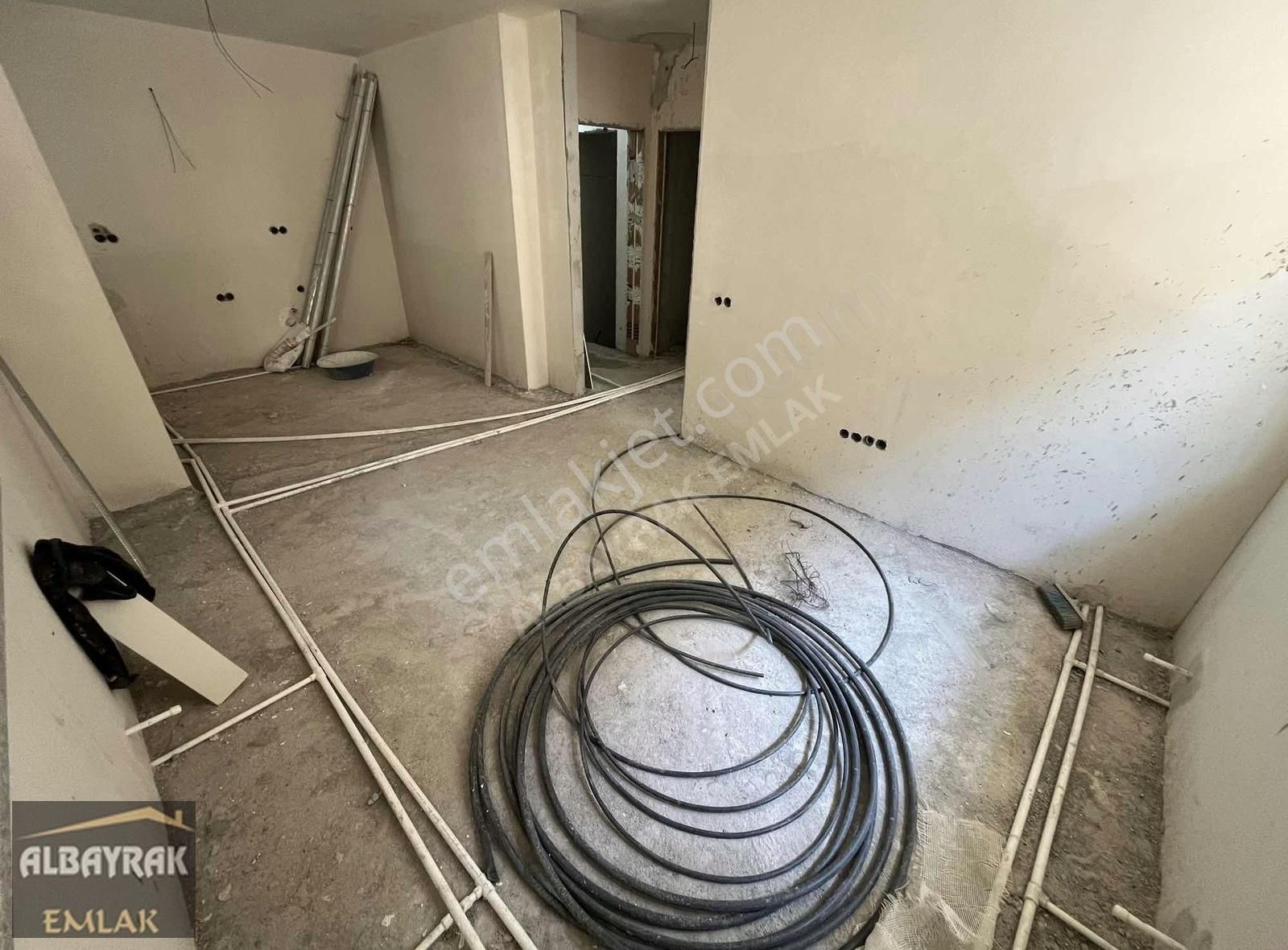 Albayraktan Çarşıda Sıfır/bahçe Kullanımlı/yatırımlık 1+1 Daire