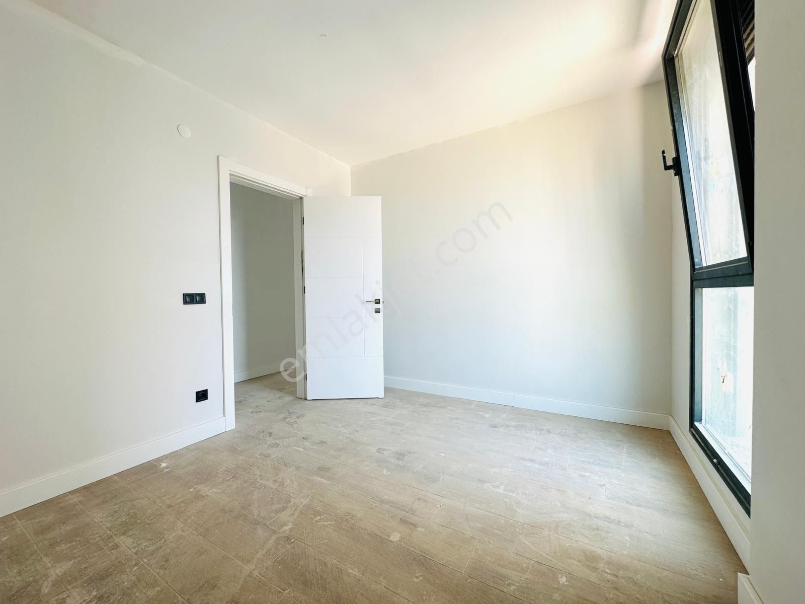 Değirmendere Mah.royal Panorama`da Deniz Manzaralı Daire Satılık - Görsel 20