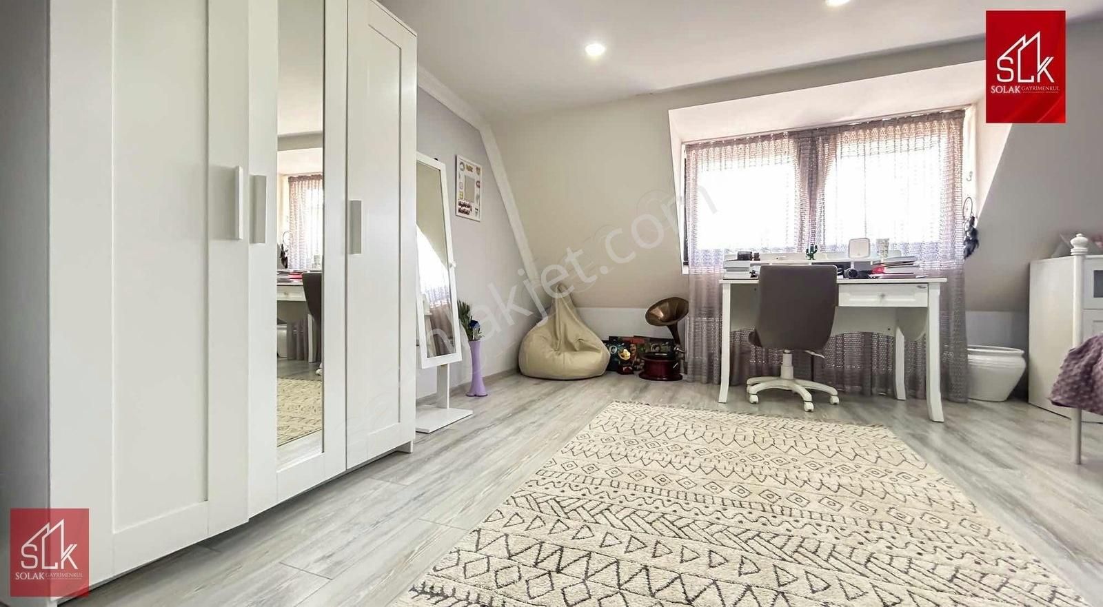 Cenk Atalay Solak'tan Akıllı 165 M2 4+2 Dubleks Daire