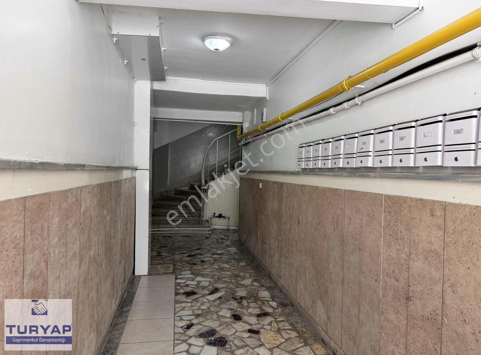 Silivri Sahilde Satılık Geniş Ferah 3+1 Daire - Görsel 3