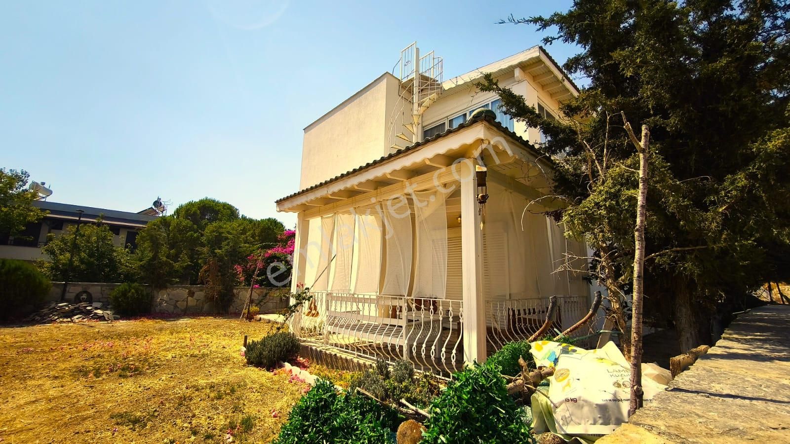 Turyap City'den Gümüşlüğün Kalbinde Satılık 2 Katlı Villa
