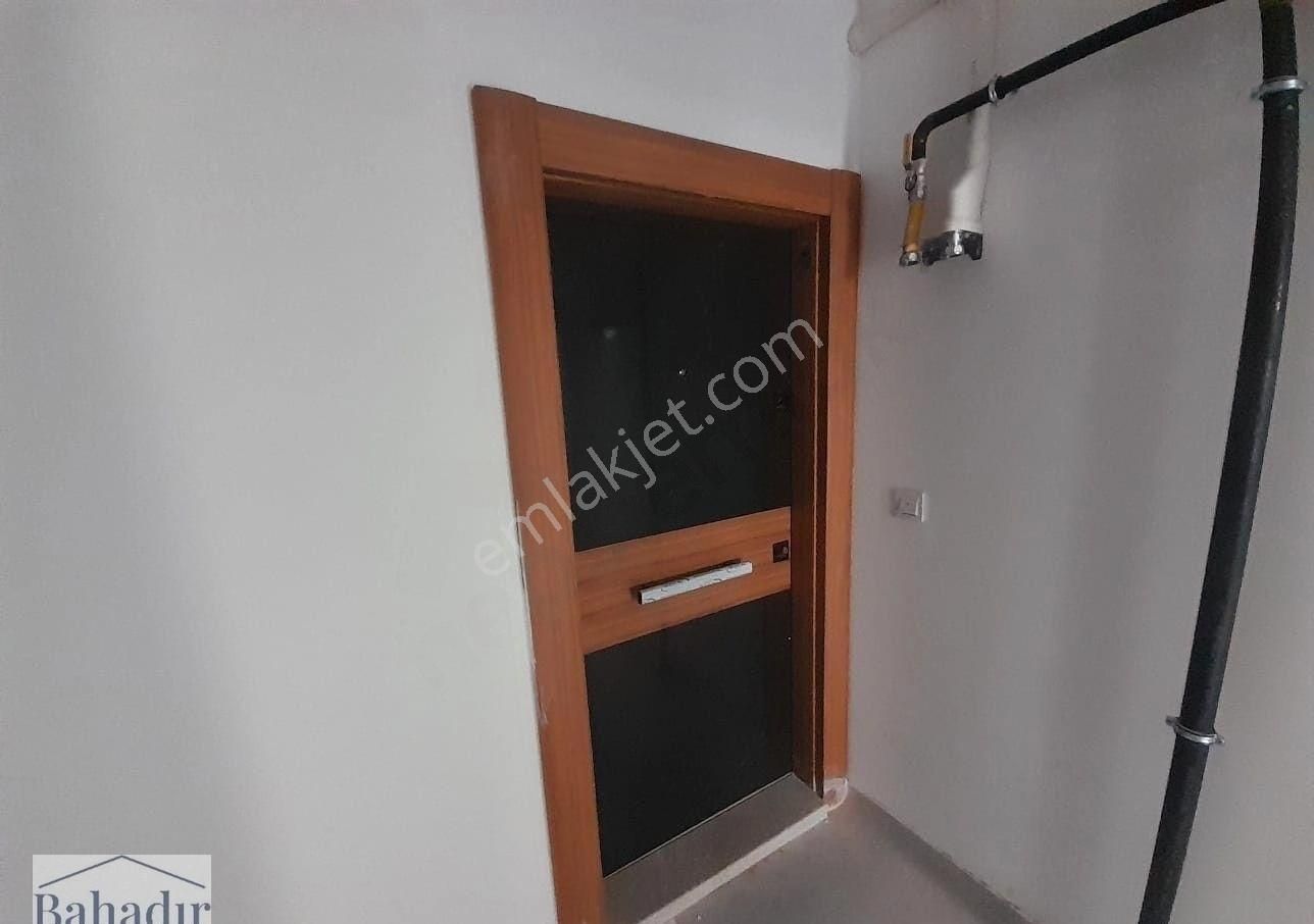 Ayvacıkta Bahadır Emlaktan Fırsat Yüksek Giriş 2+1 Ayrı Mutfak