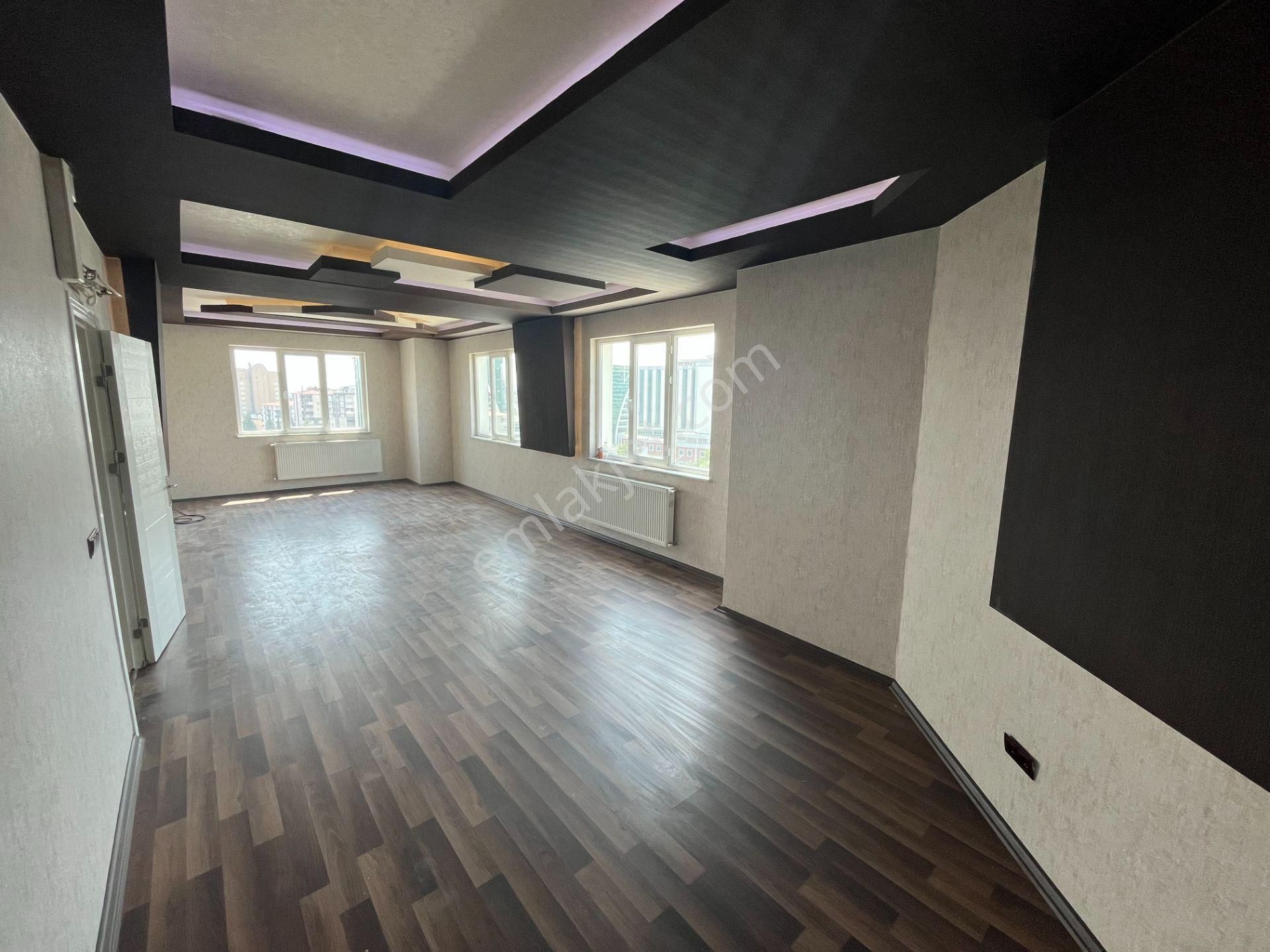 Repa Gayrimenkul Ertuğrul Değer'den Mücahitlerde Kiralık Ofis