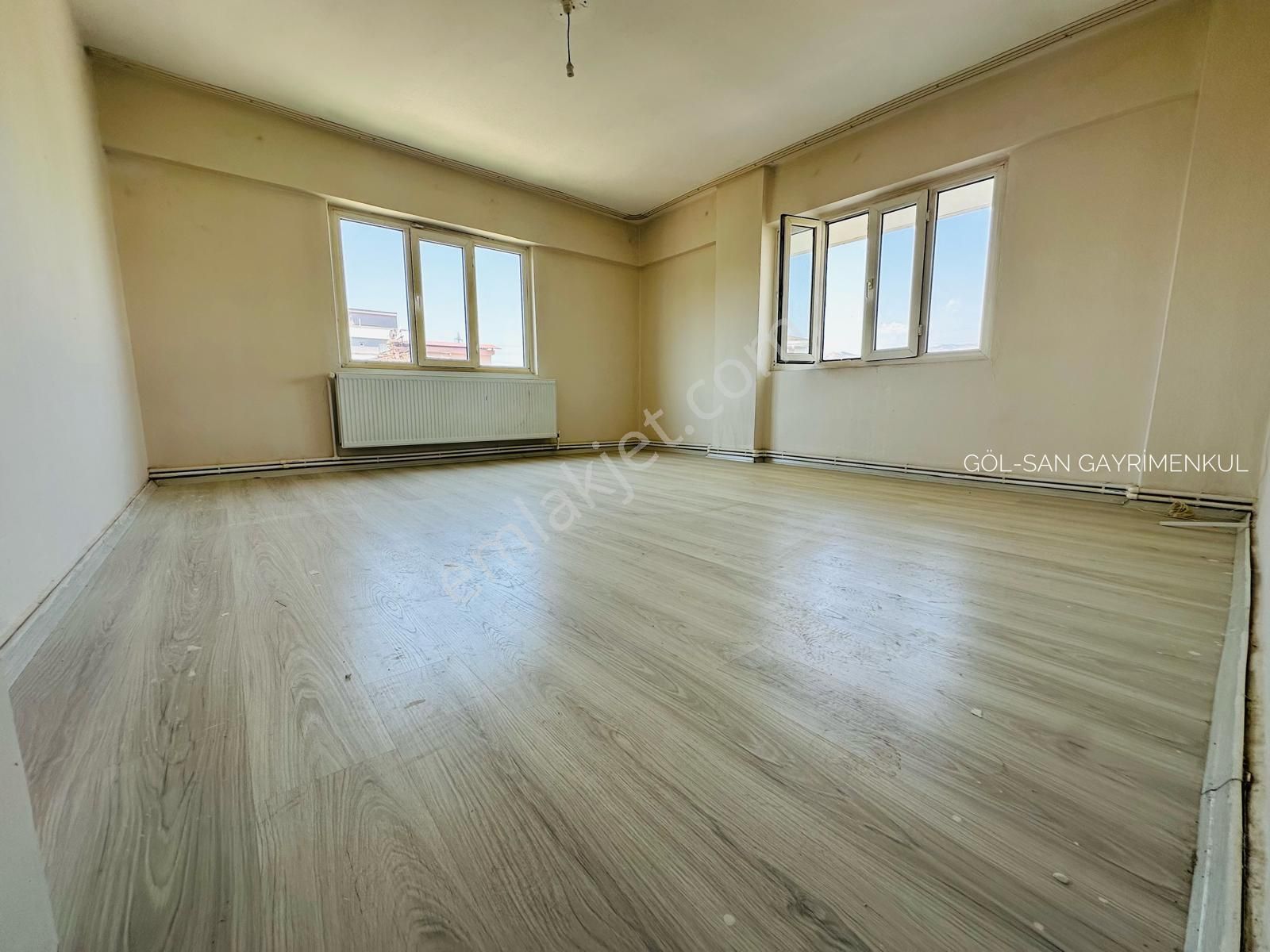 🏡 Göl-san Gayrimenkul’den 🏡 Zafer Mah. 3+1 140 M2 Doğalgazlık Kiralık Daire - Görsel 9