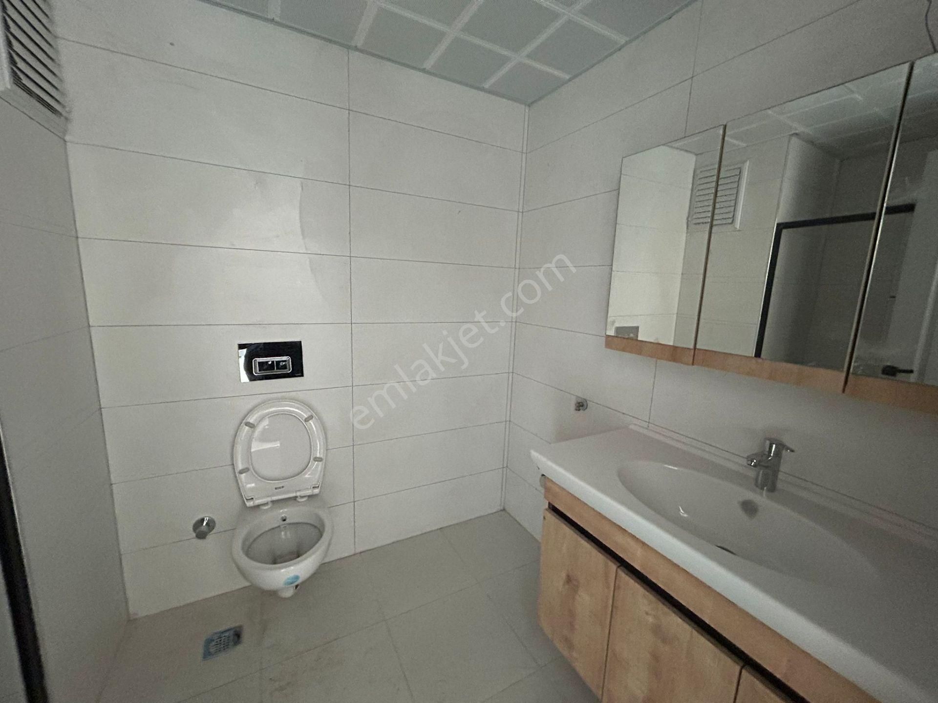 Dalaman Hürriyet Mahallesinde Butik Havuzlu Sitede 1+1 Satılık Daire - Görsel 9