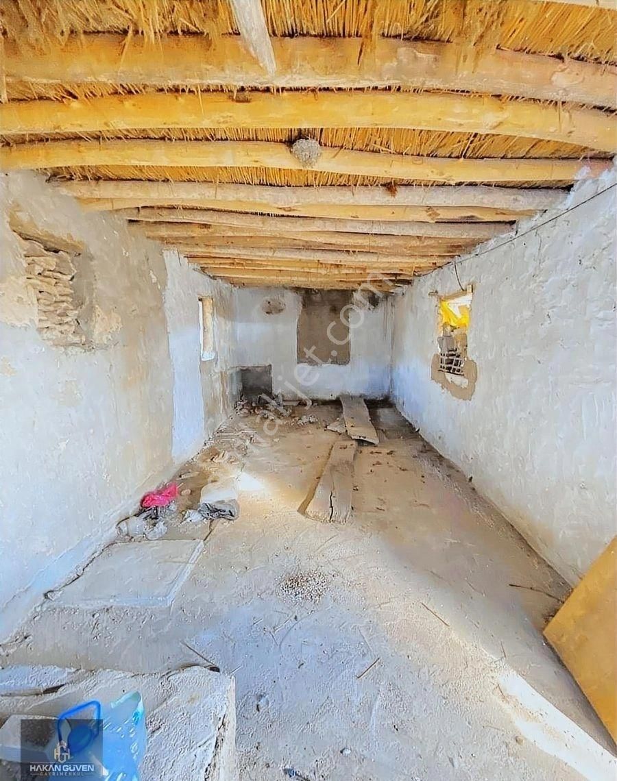 Ankara Sınırı Yunak Mevki 752 M2 2 Kata İmarlı Kerpiç Ev - Görsel 2