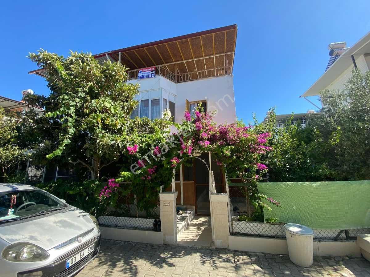 Denıze Yürüme Mesafesınde, Sıte İçınde Huzurlu 3+1 Bahçelı Vılla! 🏖️🌿