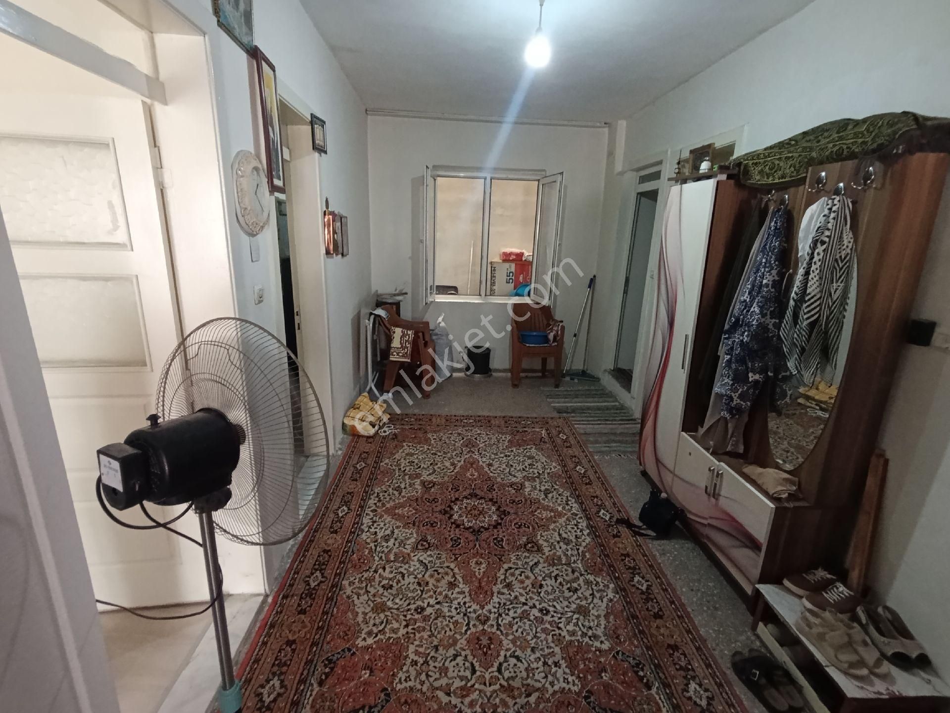 Düztepe Cemal Gürsel Mahallesinde 3 Katli 107m2 Mustakil Ev - Görsel 17