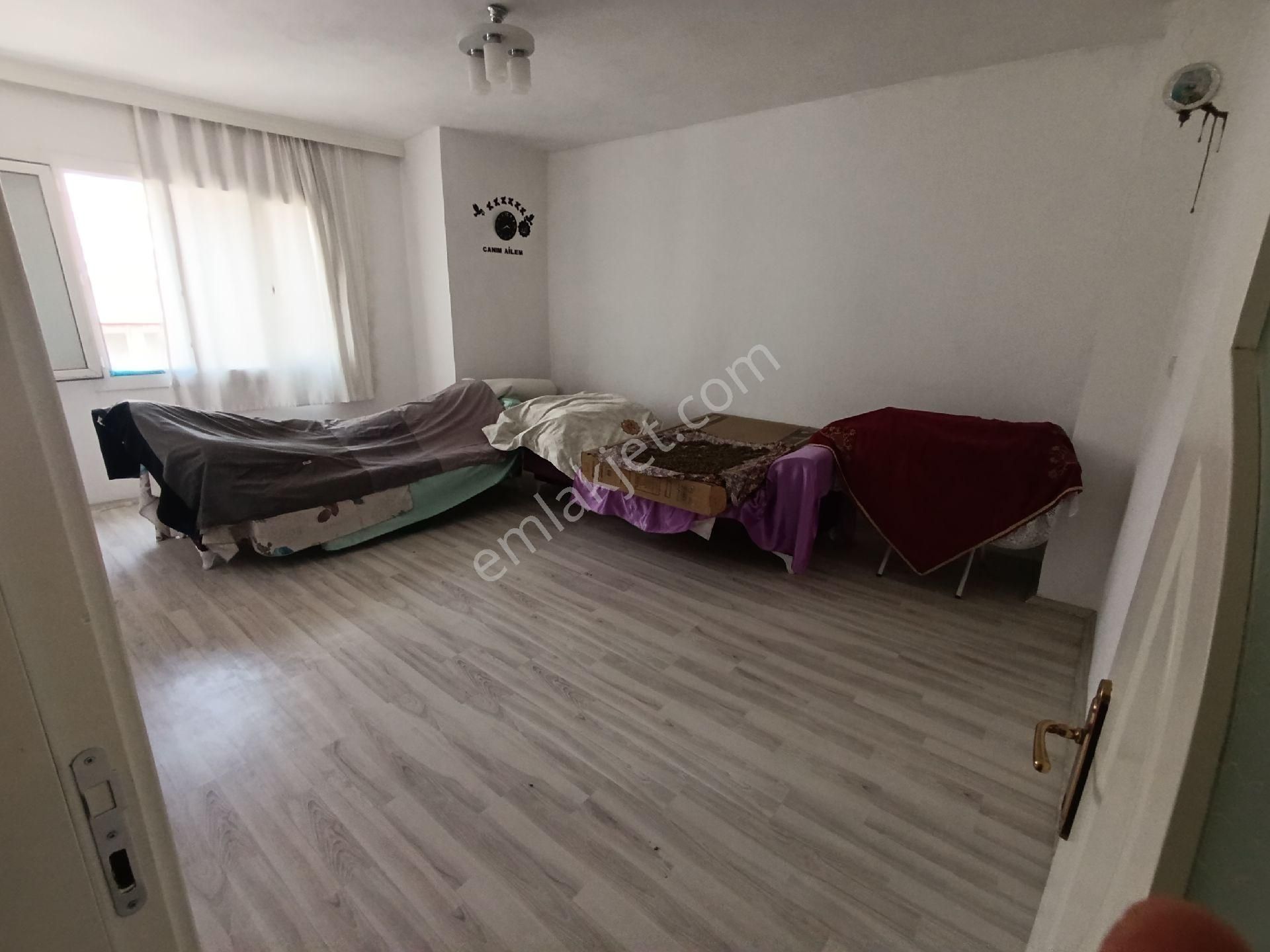 Düztepe Cemal Gürsel Mahallesinde 3 Katli 107m2 Mustakil Ev - Görsel 24