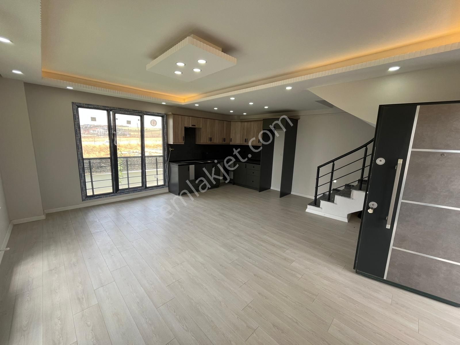 Ata Gayrimenkul'den Özel Mutfak Ve Banyo Mobilyalı Villa - Görsel 9