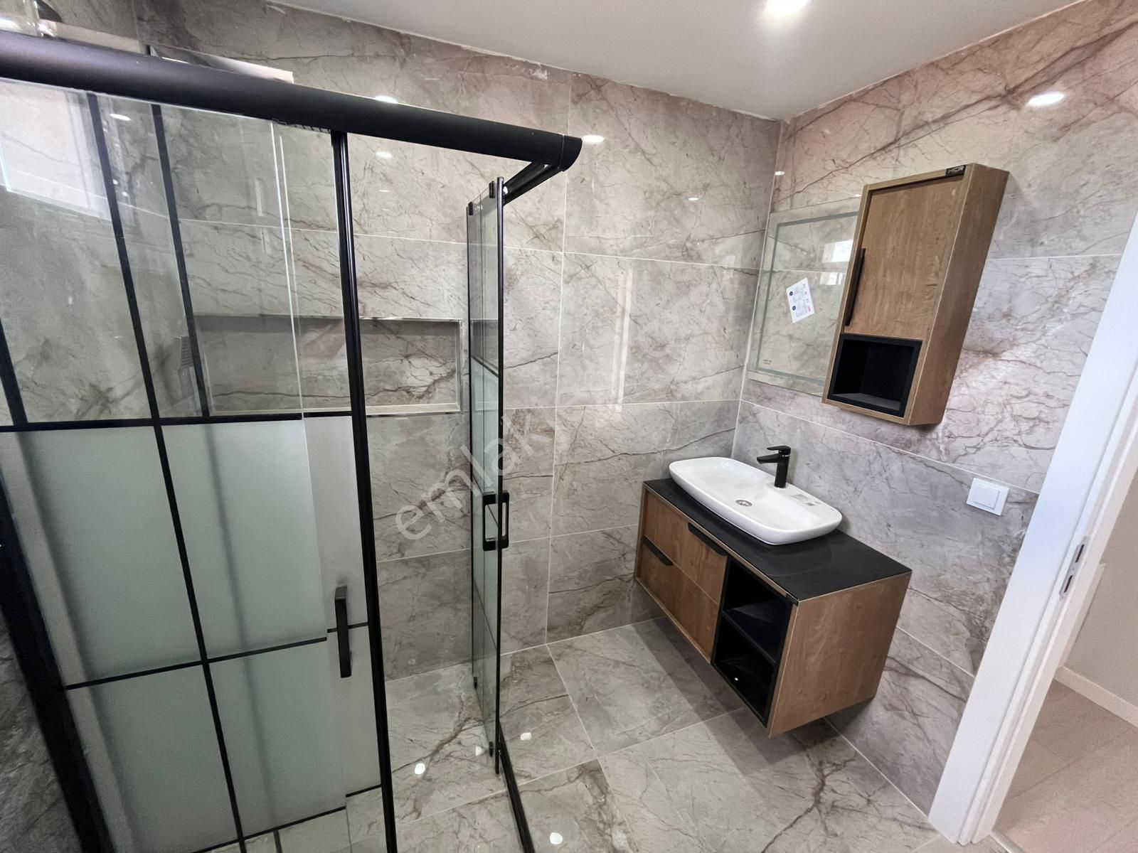 Ata Gayrimenkul'den Özel Mutfak Ve Banyo Mobilyalı Villa - Görsel 21