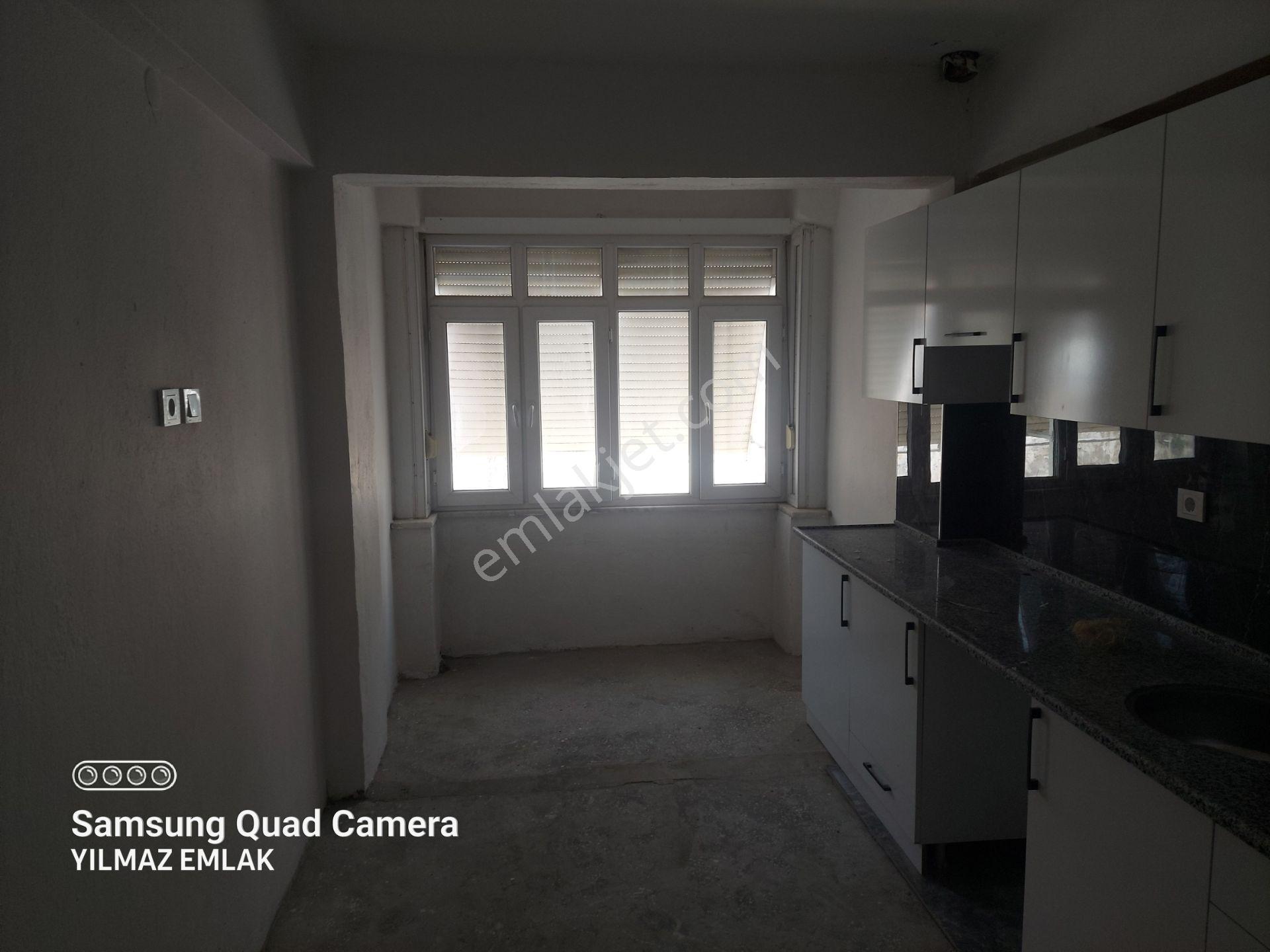 202 Karaçay Mahallesi Reşit Galip Caddesi Üzerinde Kiralık 3+1 Daire - Görsel 5
