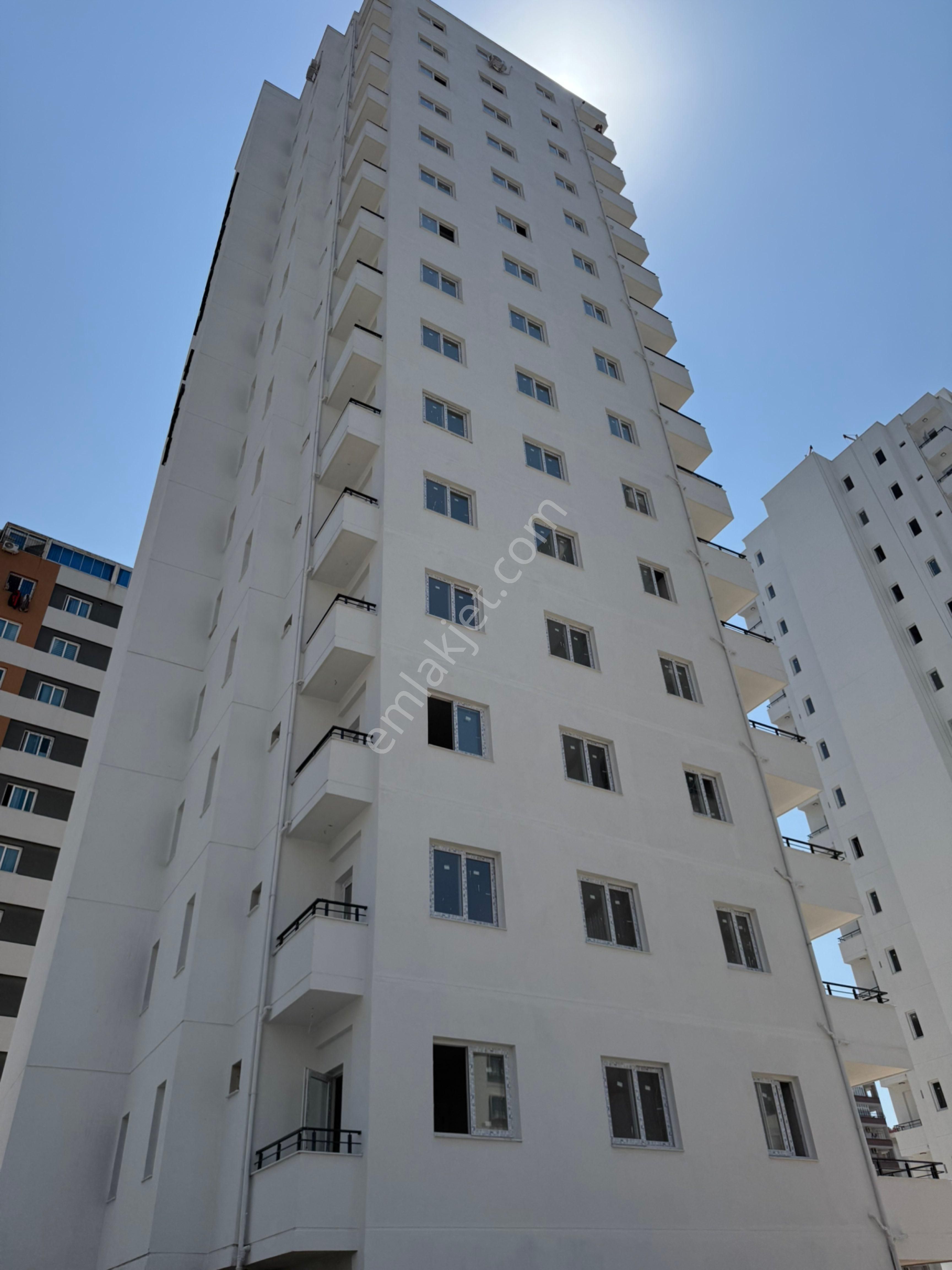 Mavi Bulvarda Sıfır 3+1 Daire