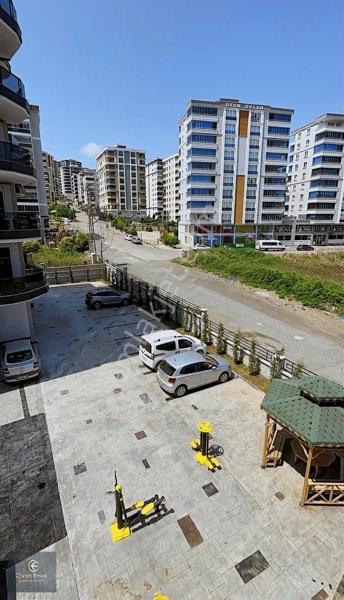 Cıvan Emlaktan Site İçerisinde Ultra Lüks Kiralık 3+1 Daire