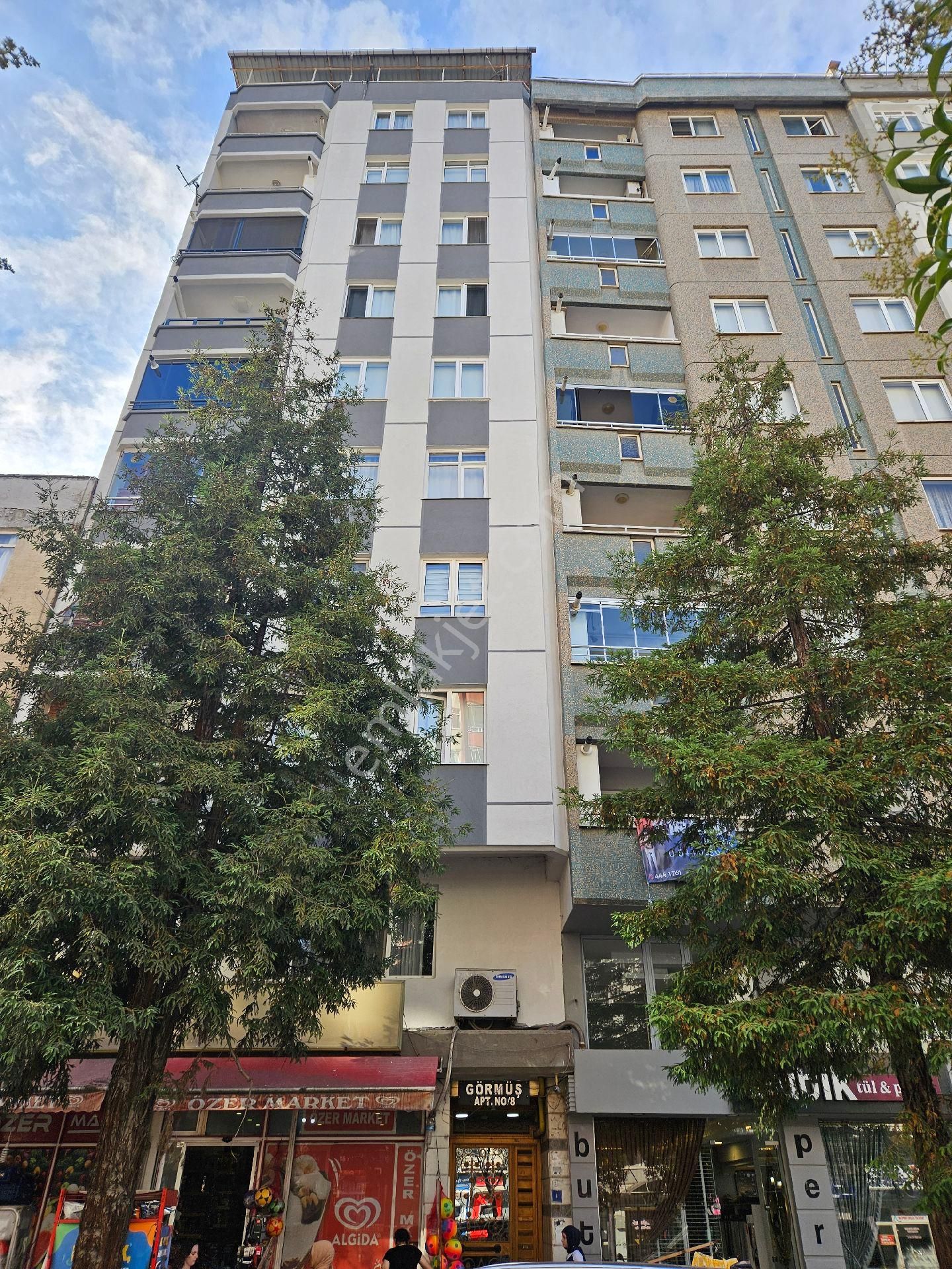 Mia'dan İlkadım Karadeniz Caddesi Üzerinde Kiralık 3+1 Daire