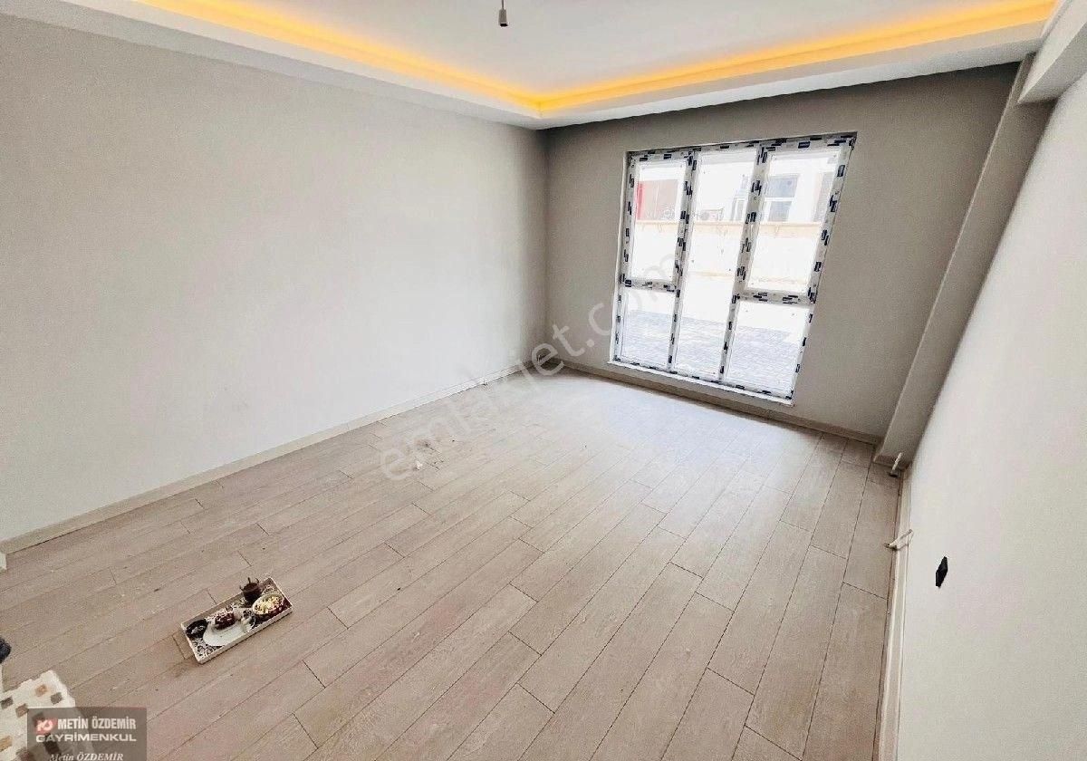 Sincan Yenikent Menderes Mahallesinde Merkezde 3+1 Girişte Lüks Daire - Görsel 14