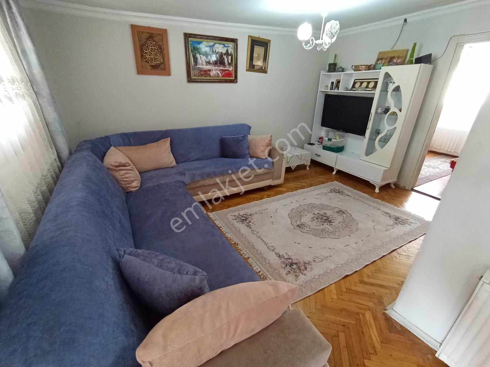 Kağıthane Gültepe'de Ful Eşyalı 2+1 Daire