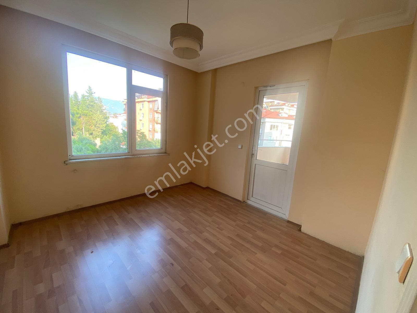 Cikcilli Sağlık Ocağı Civarı 2+1 Satılık - Görsel 18