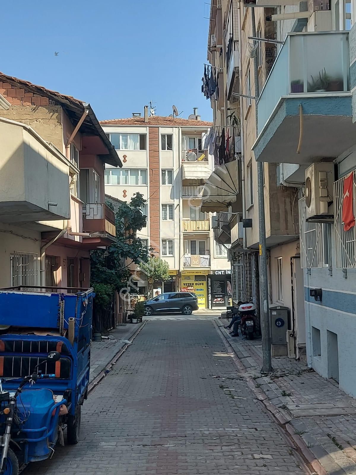 Eski Pzar Caddesinde 1+1 Full Eşyalı Satılık Daire - Görsel 23