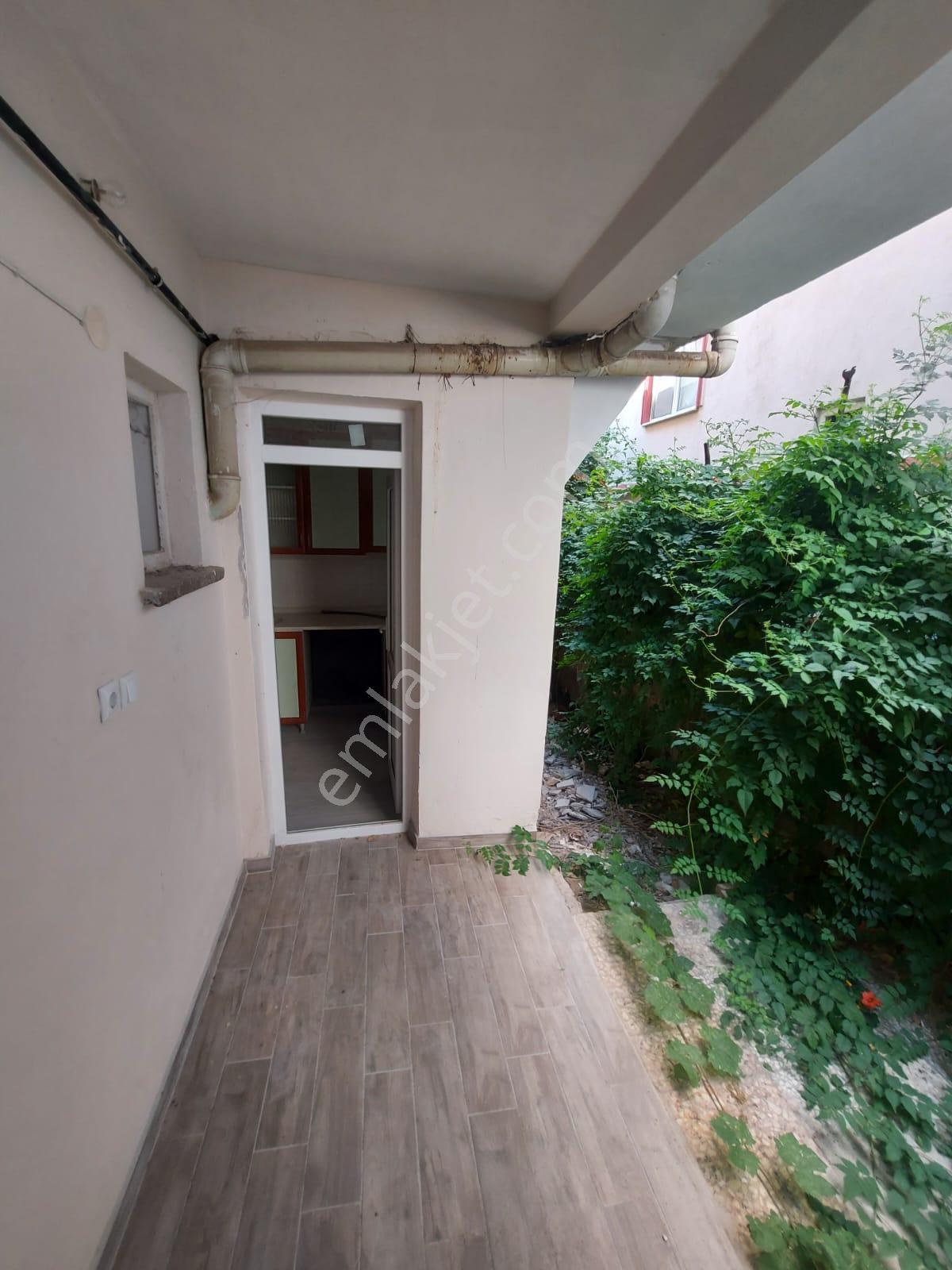 Eski Pzar Caddesinde 1+1 Full Eşyalı Satılık Daire - Görsel 21