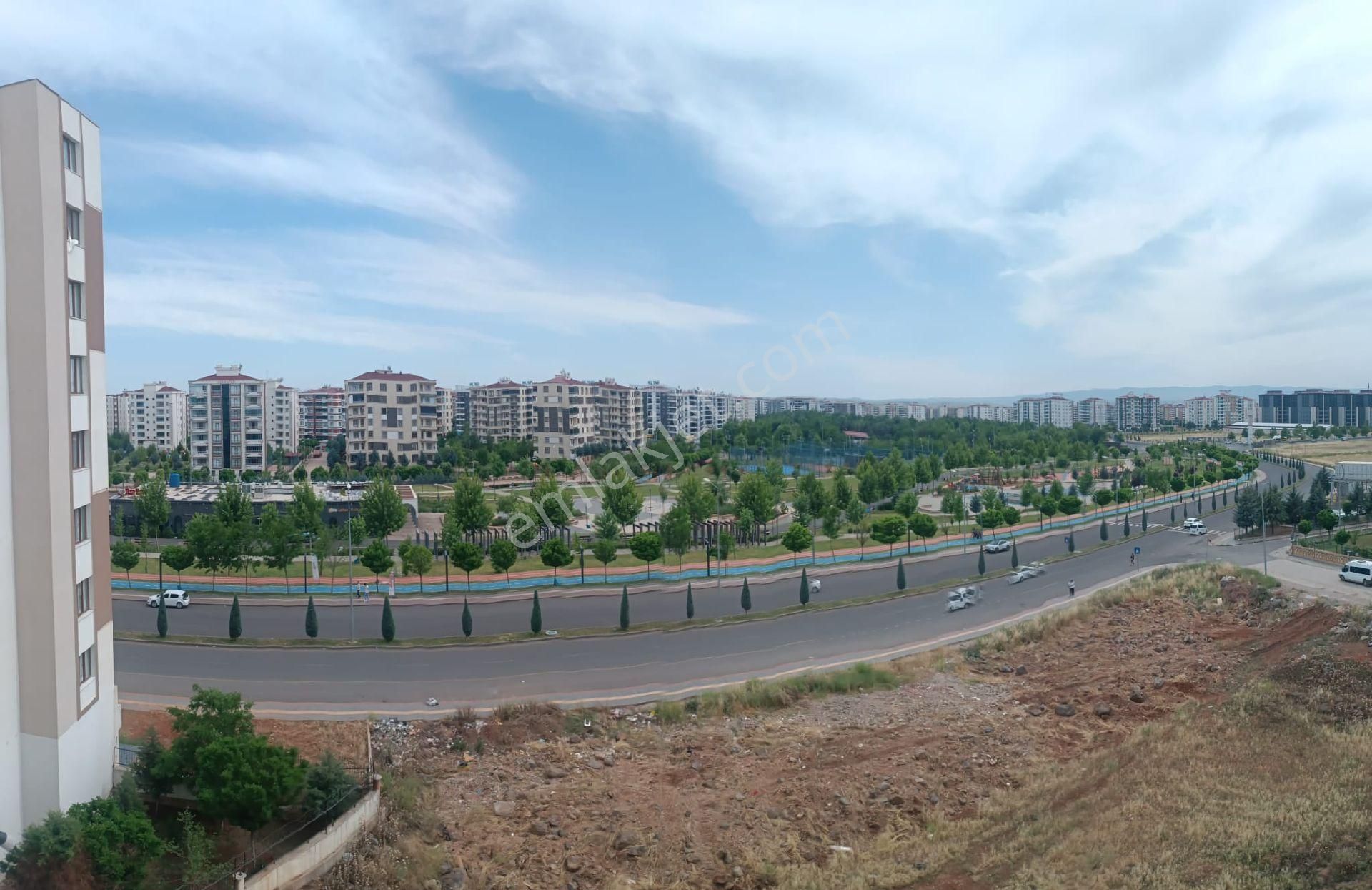 Milet Bahçesi Yanı Satılık Daire