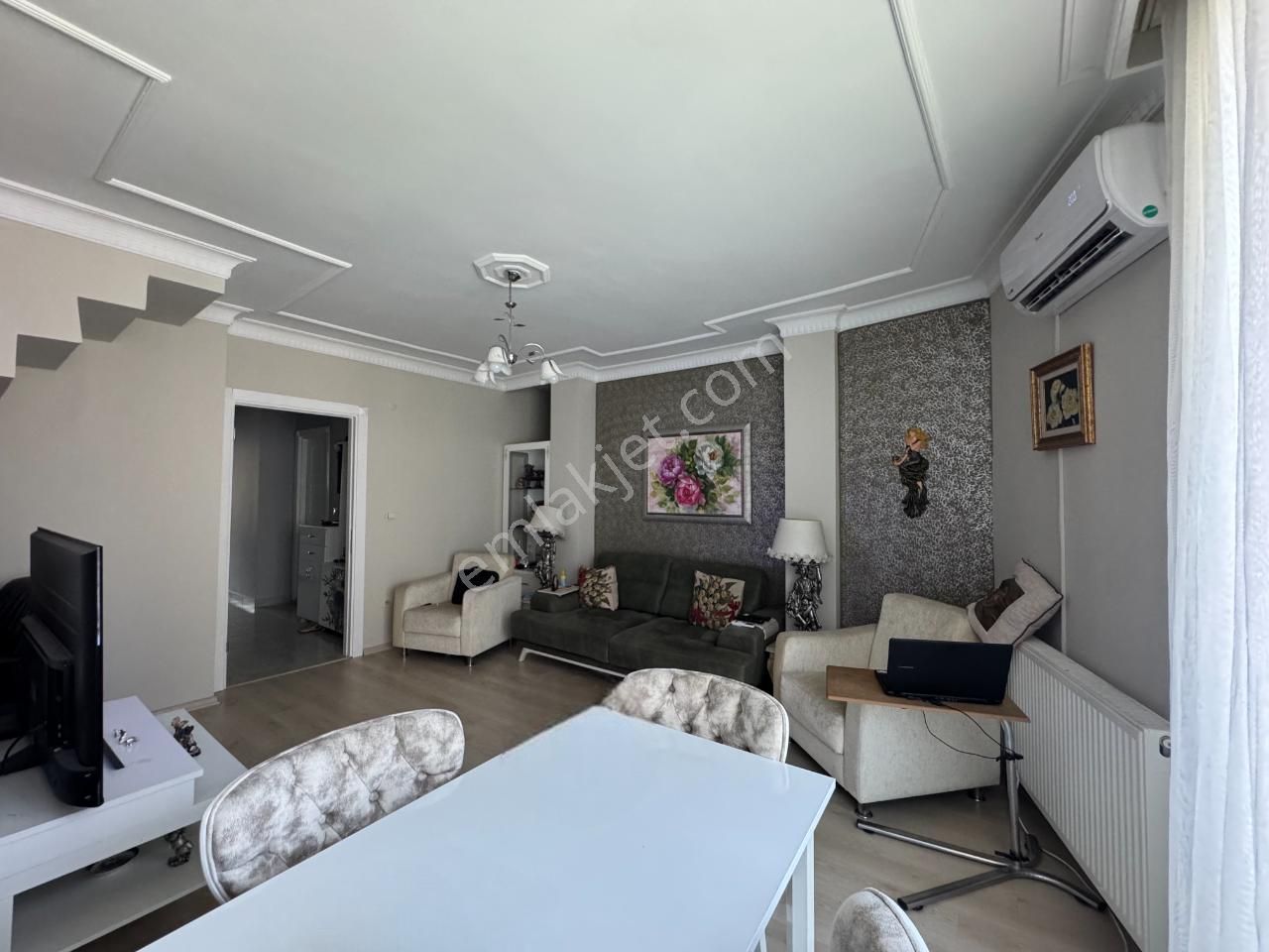 İstanbul Kağıthane Gültepe'de 3+1 Satılık Eşyalı Daire