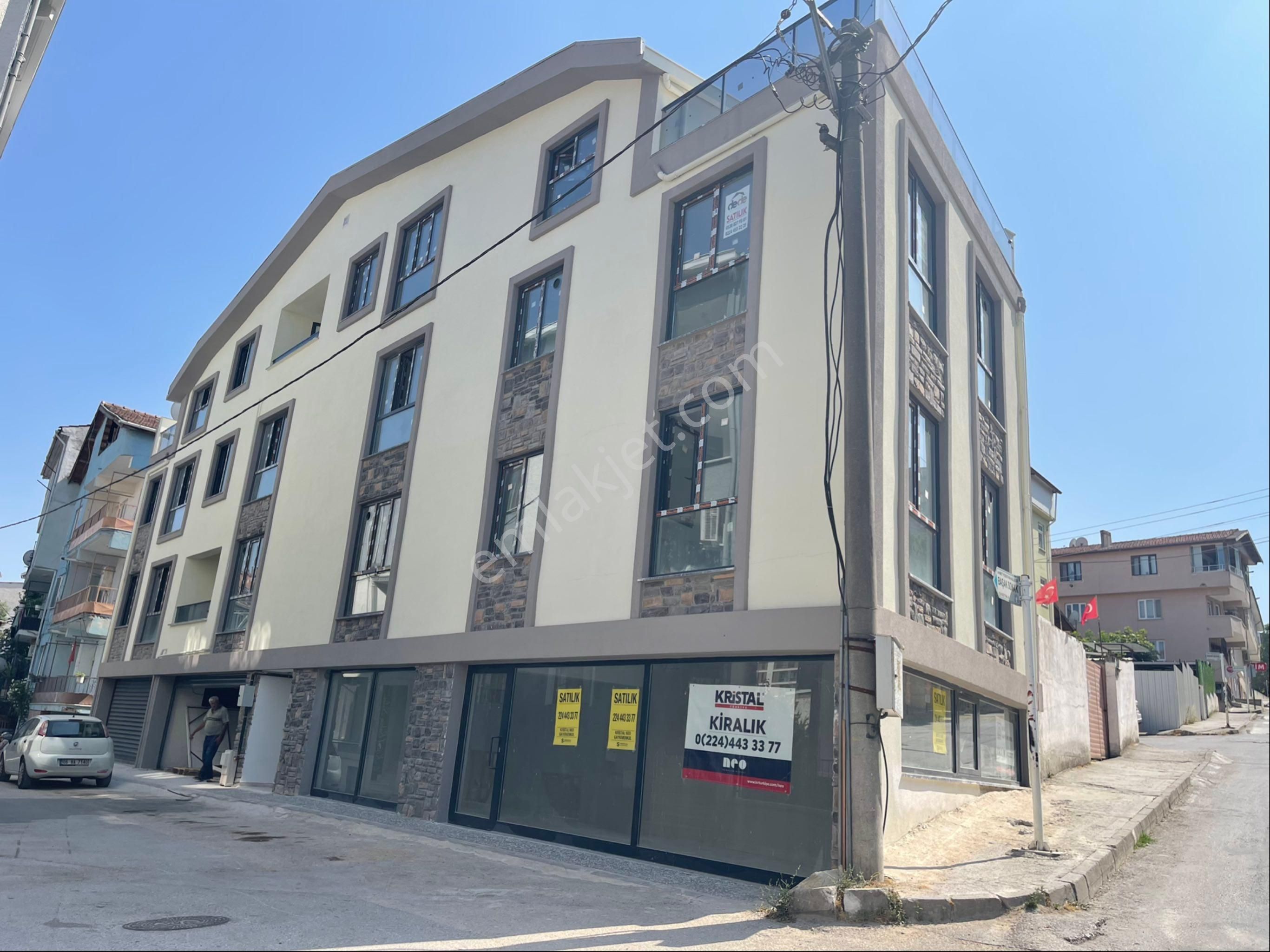 Balat Ahmet Yesevi’de Ara Kat Satılık 2+1 Sıfır Daire