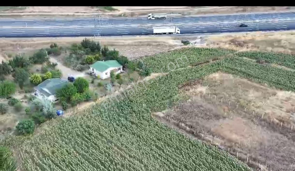 Silivri Fenerköy De 1322m2 Satılık Tarla