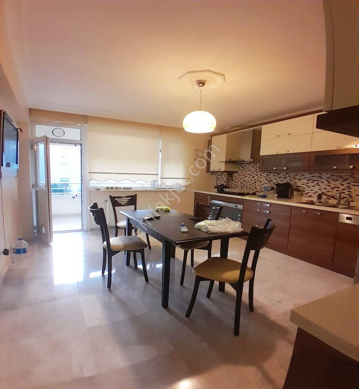 Avcılar Ambarlıda 3+1 150 M2 Yeni Bina Ara Kat Daire - Görsel 9