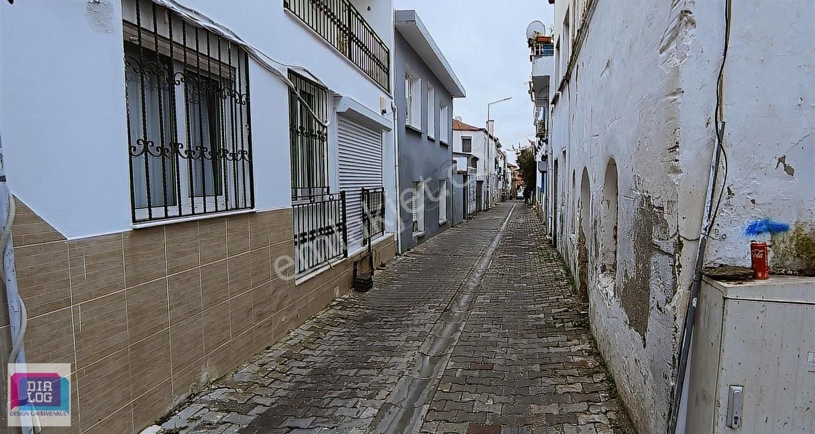 Çeşme Merkez'de Satılık Müstakil 3+1 Rum Mimarisi Ev - Görsel 18