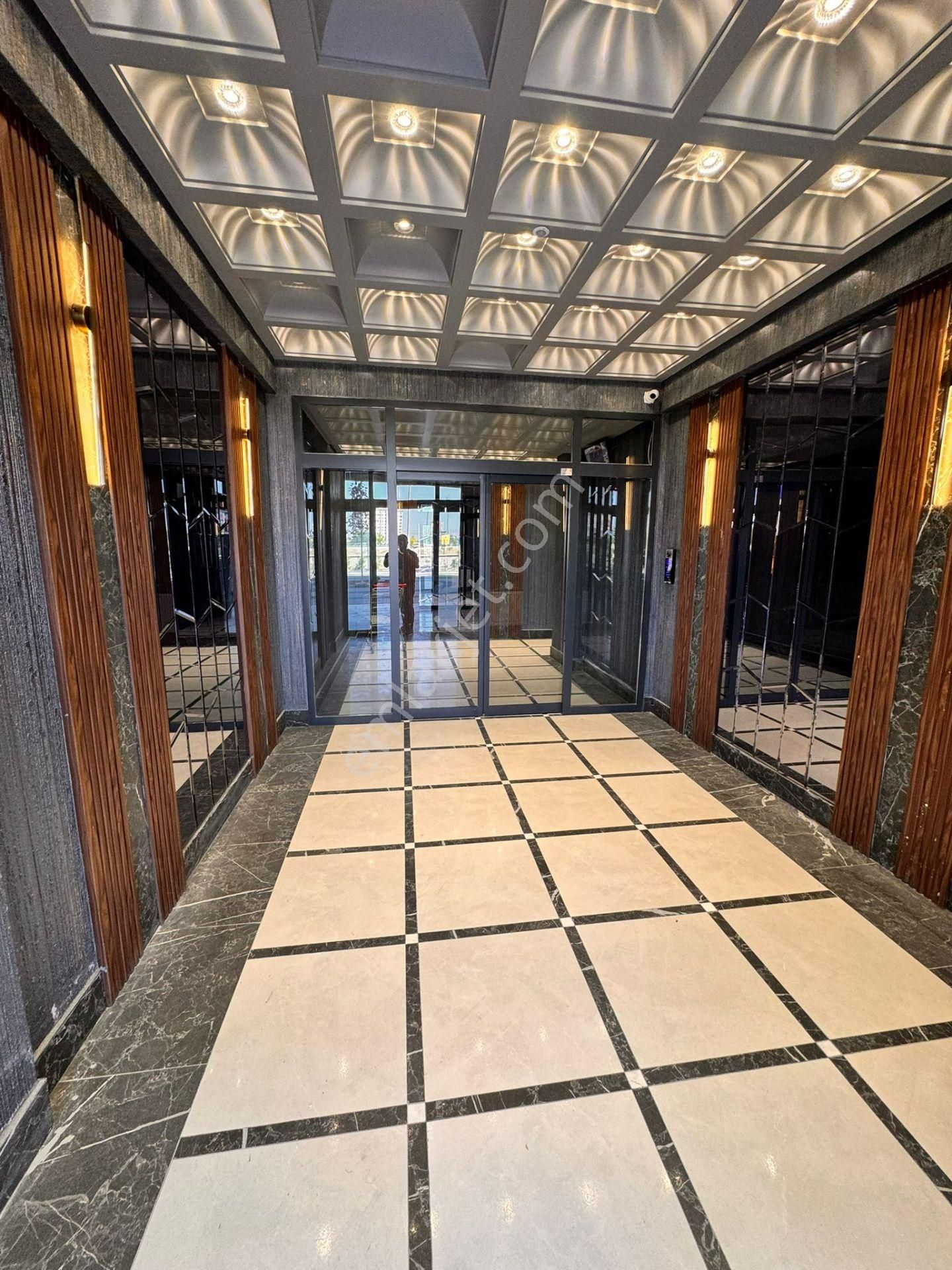 Zümrüt Mahallesi Sıfır 3+1 Giyinme Odalı Satılık Daire